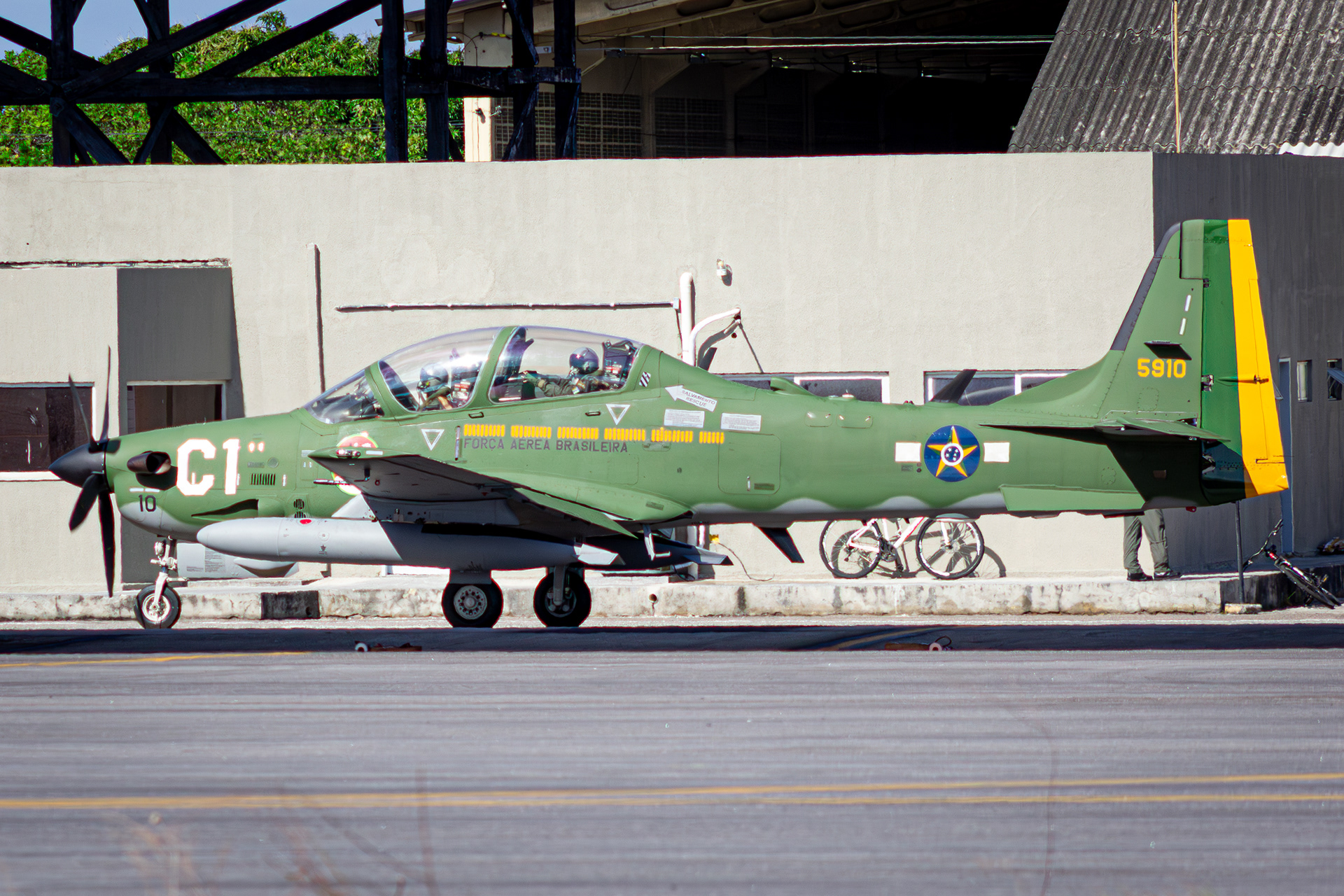 EMBRAER A-29B SUPER TUCANO FAB5910 - FORÇA AÉREA BRASILEIRA (CRUZEX 2024)
