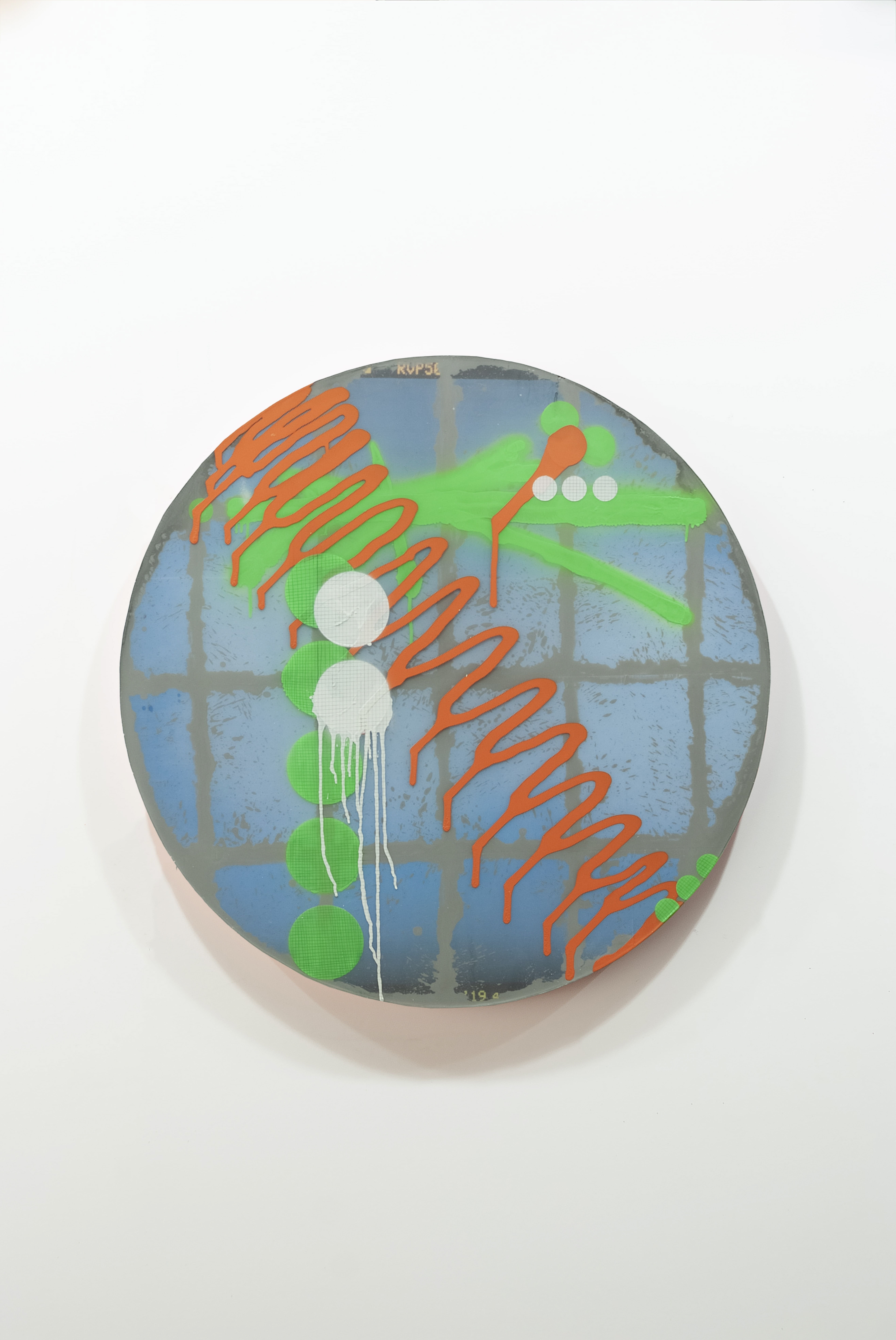 2303005 Case 0(zero), 2023, Pencil, Acrylic, Epoxy Resin, Pigment Printed Papers on Canvas, Dia. 104cm