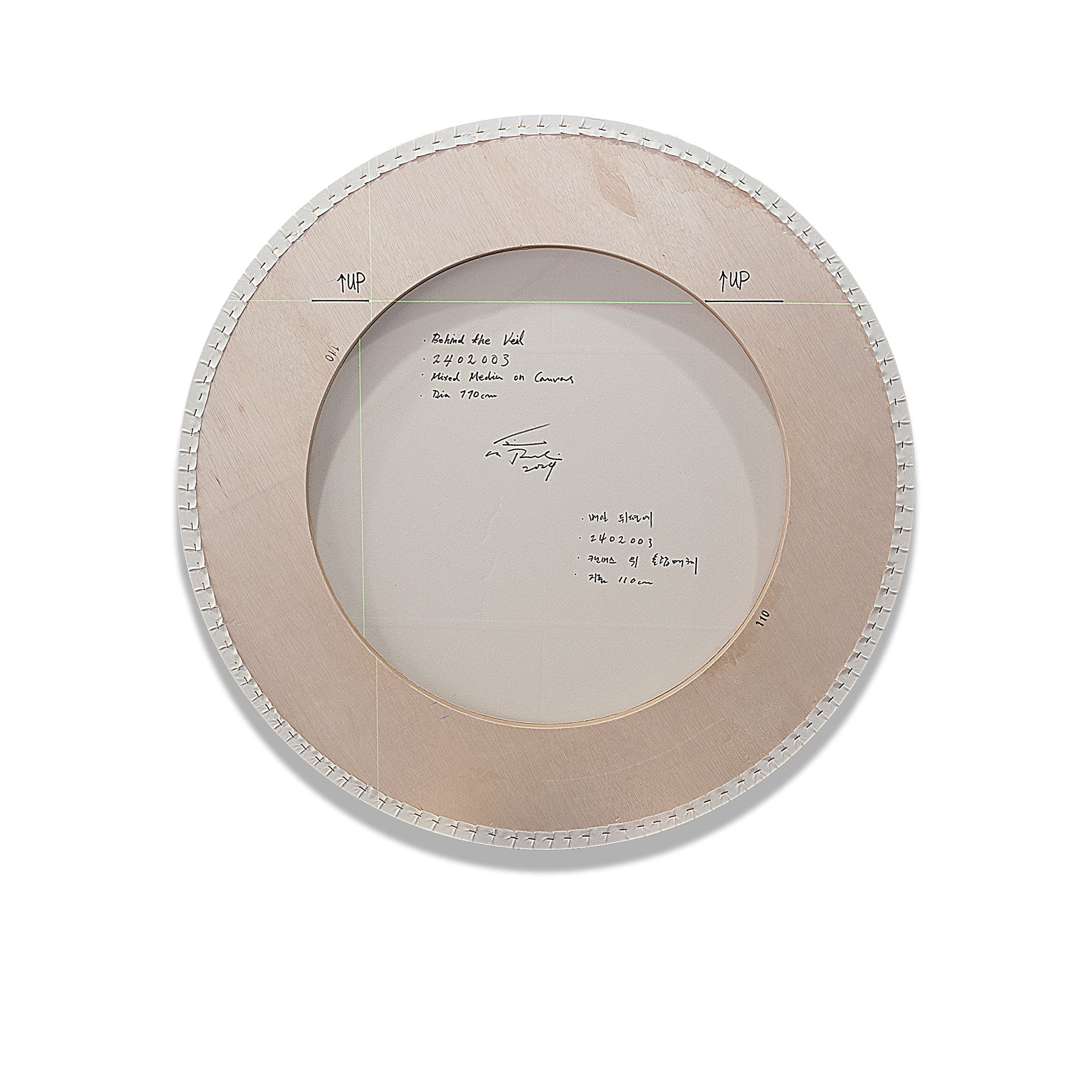 2402003 Behind the Veil, 2024, Mixed Media on Canvas, Dia. 110cm