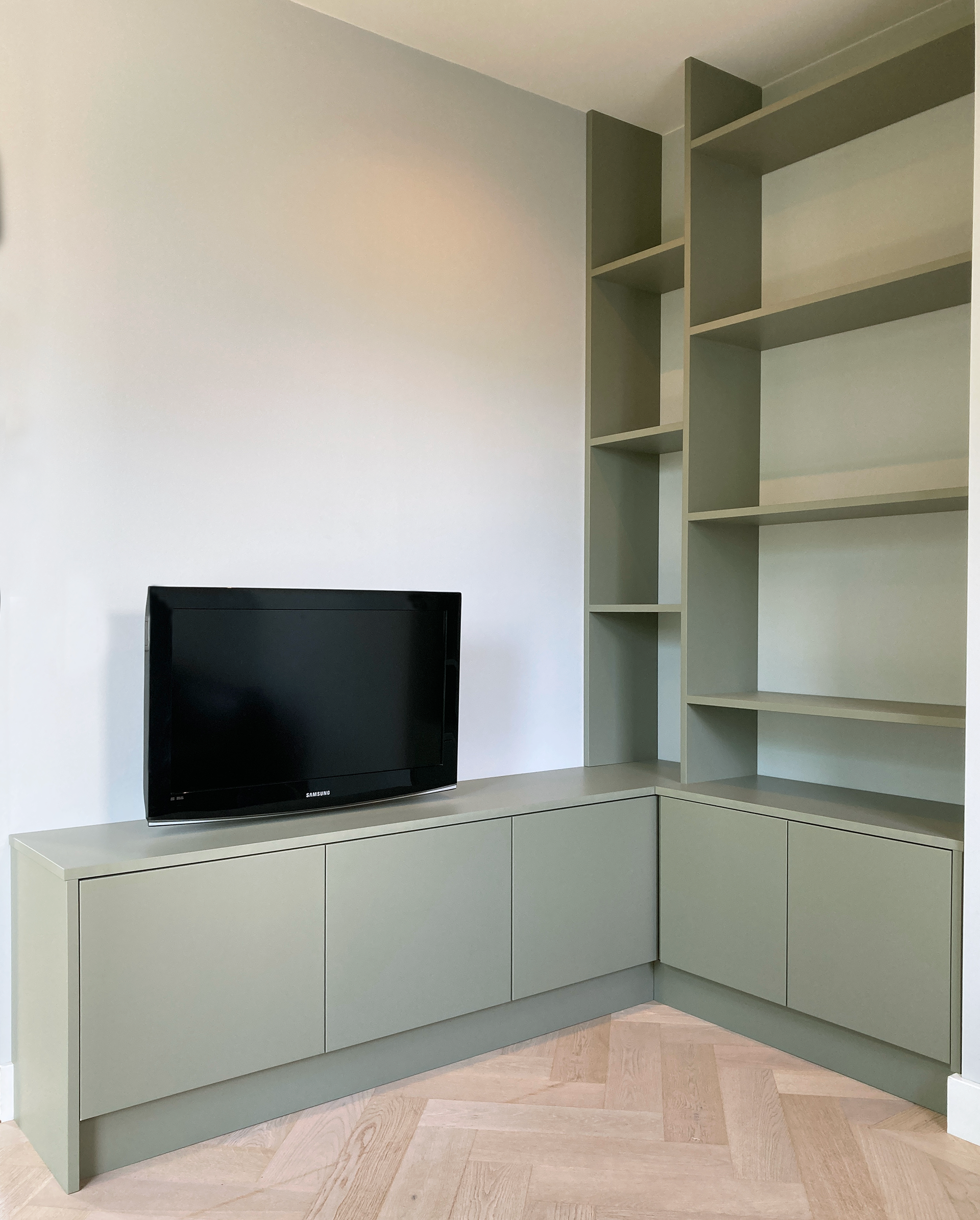 TV meubel in kleur Flexa 'camouflage green'