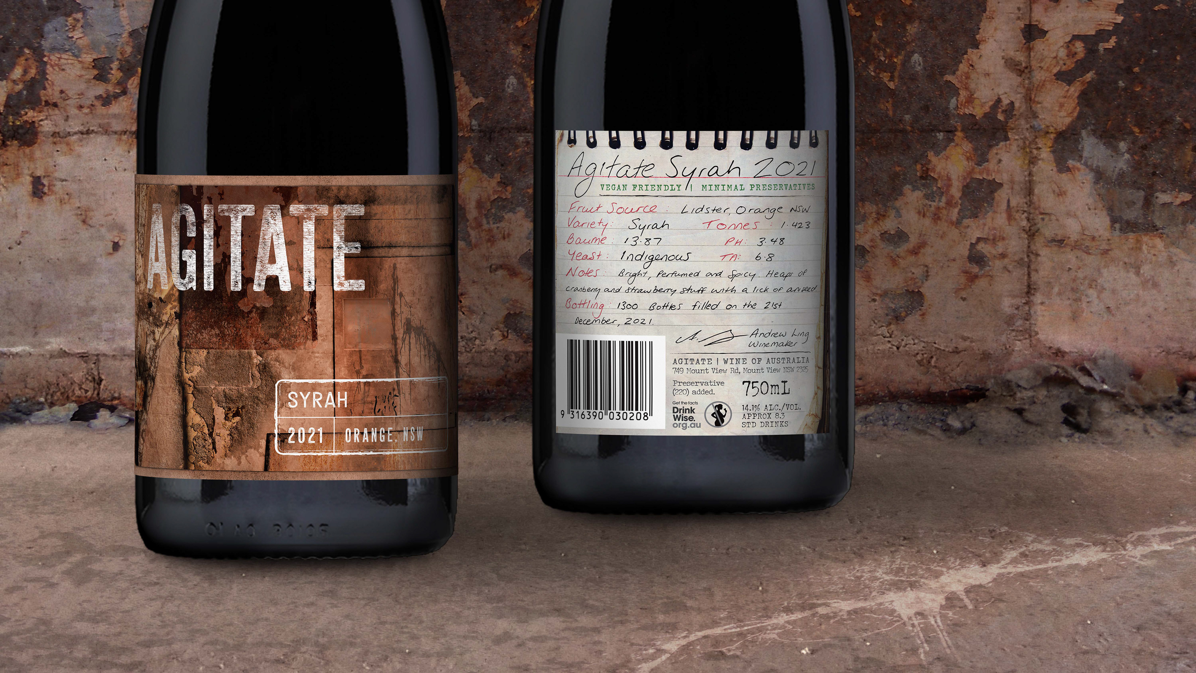 Label close-up Agitate Syrah