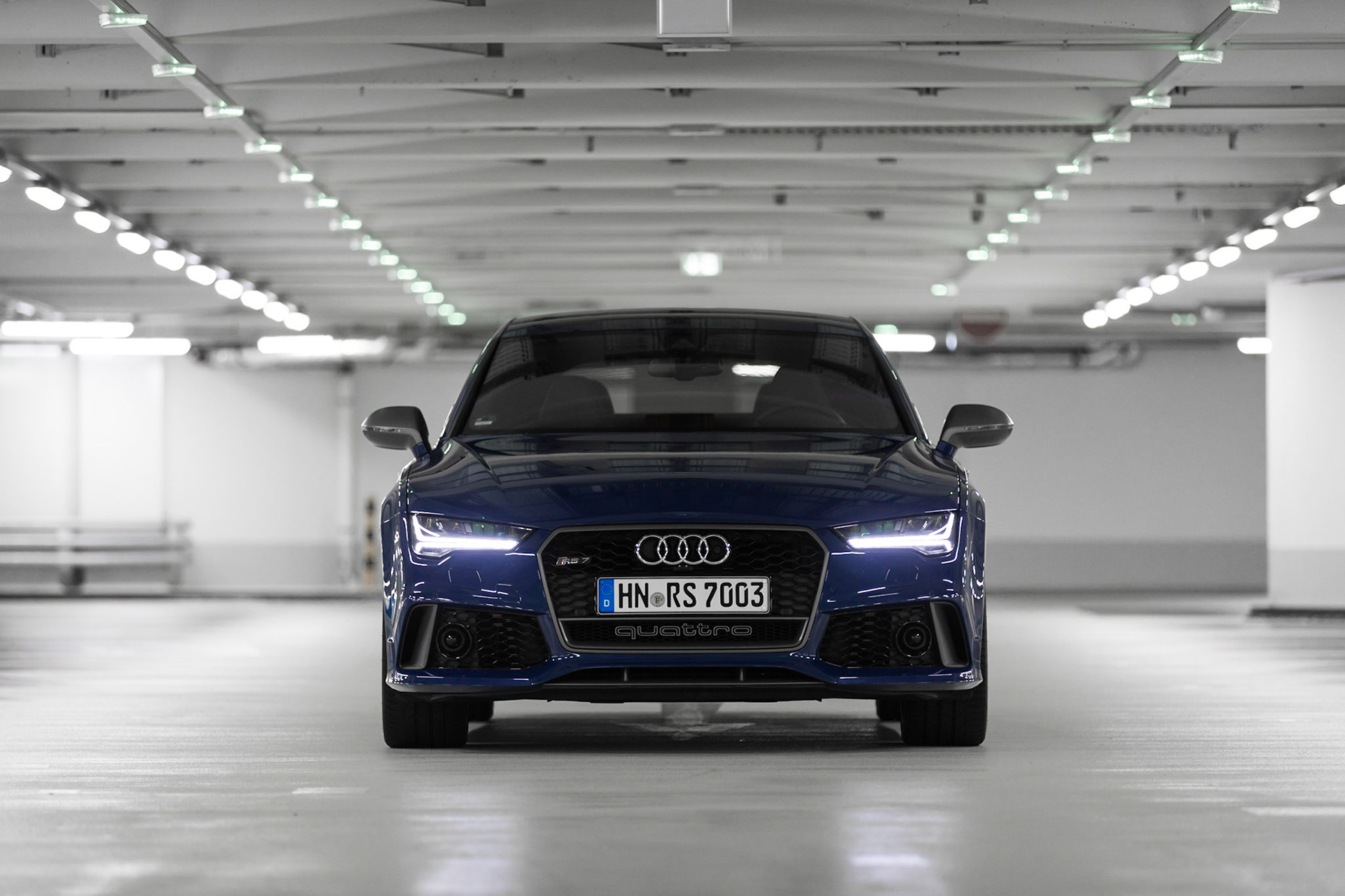 Photo by Christoph Söldner http://foto.csoeldner.de/