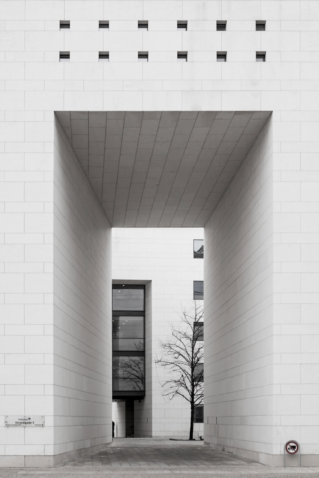 Photo by Christoph Söldner http://foto.csoeldner.de/