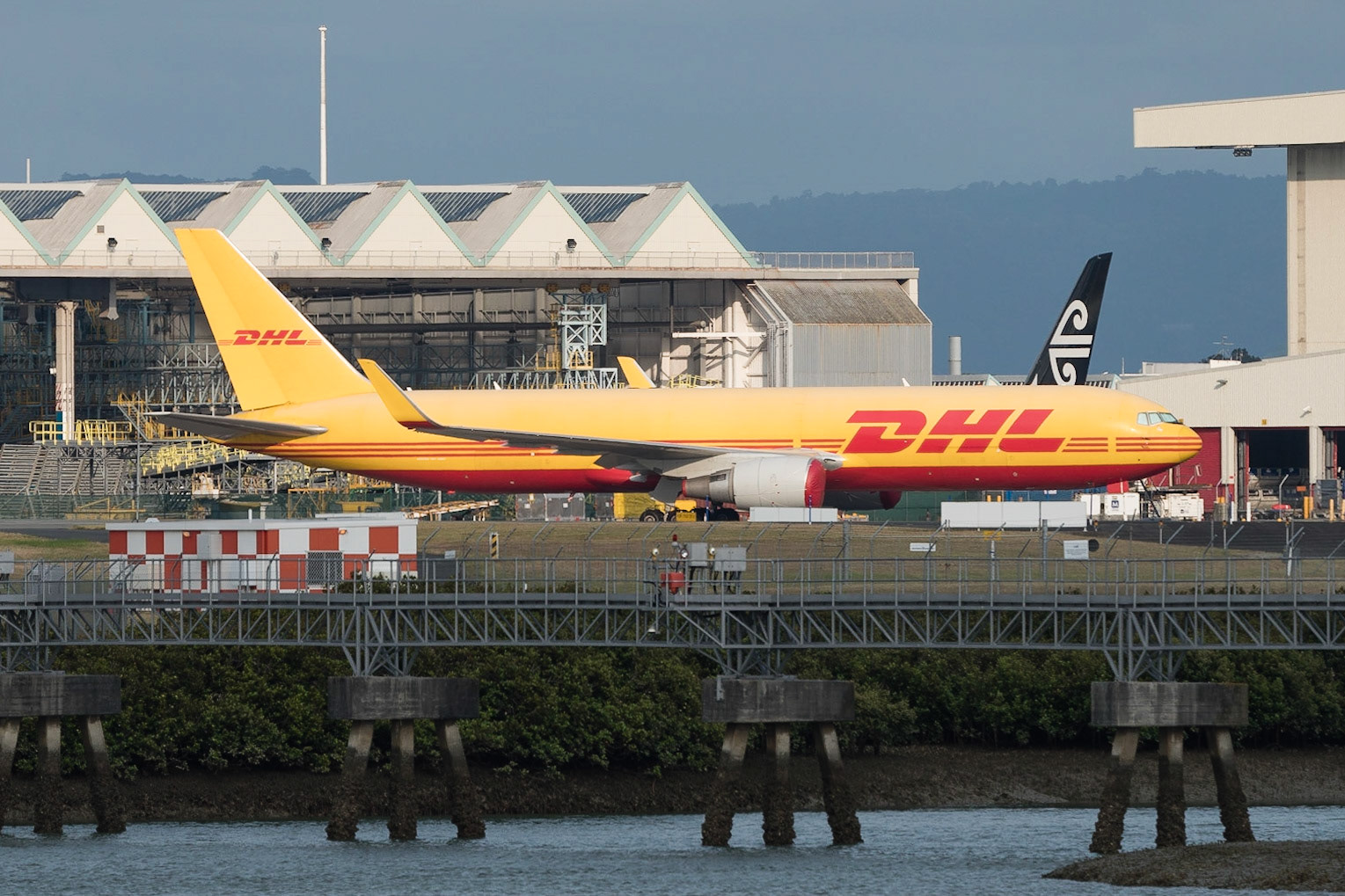 DHL Boeing 767 VH-EXZ in Auckland.