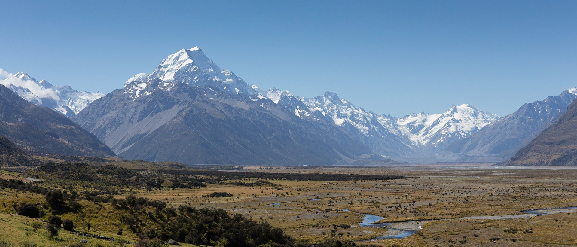 Mount Cook on a lovely day.