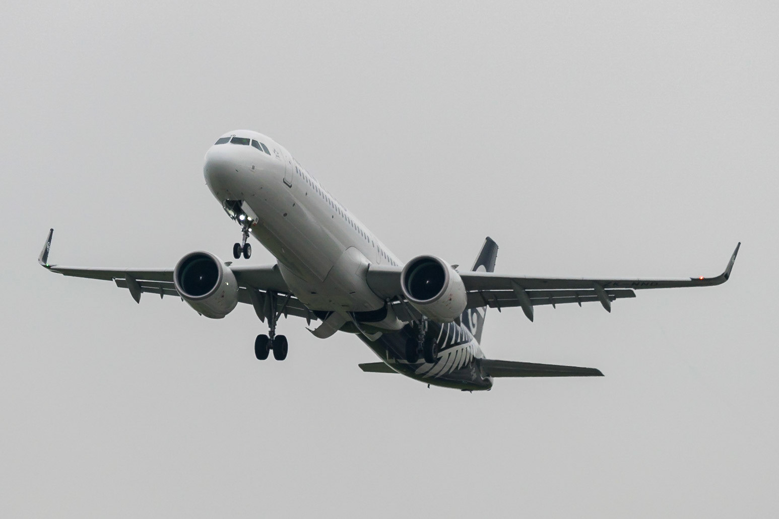 Air New Zealand Airbus A321 ZK-NND