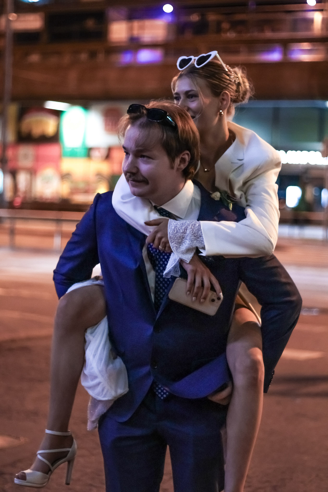 01:50am #Helsinki #Finland “I am not the groom”