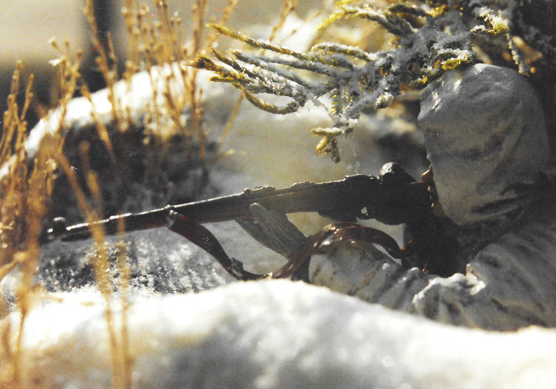 The White Death figure vignette in 1:35 scale, side angle