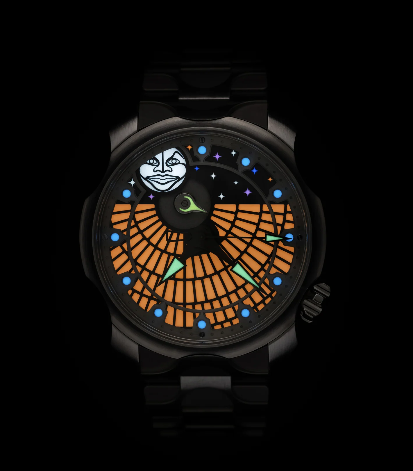 Sarpaneva Midnight Sun features multi coloured lume, visible at night.