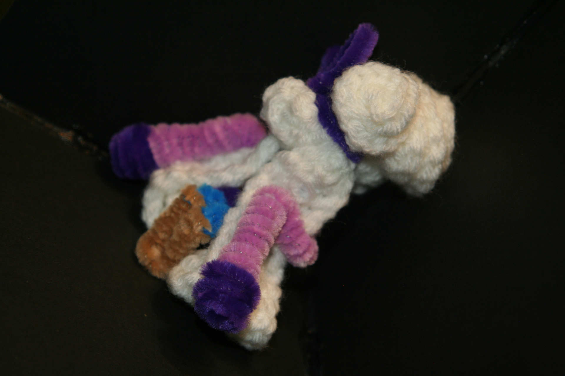 I took some photos with Ipsie and Dunken's dolls to get an idea how I wanted to compose my final pieces