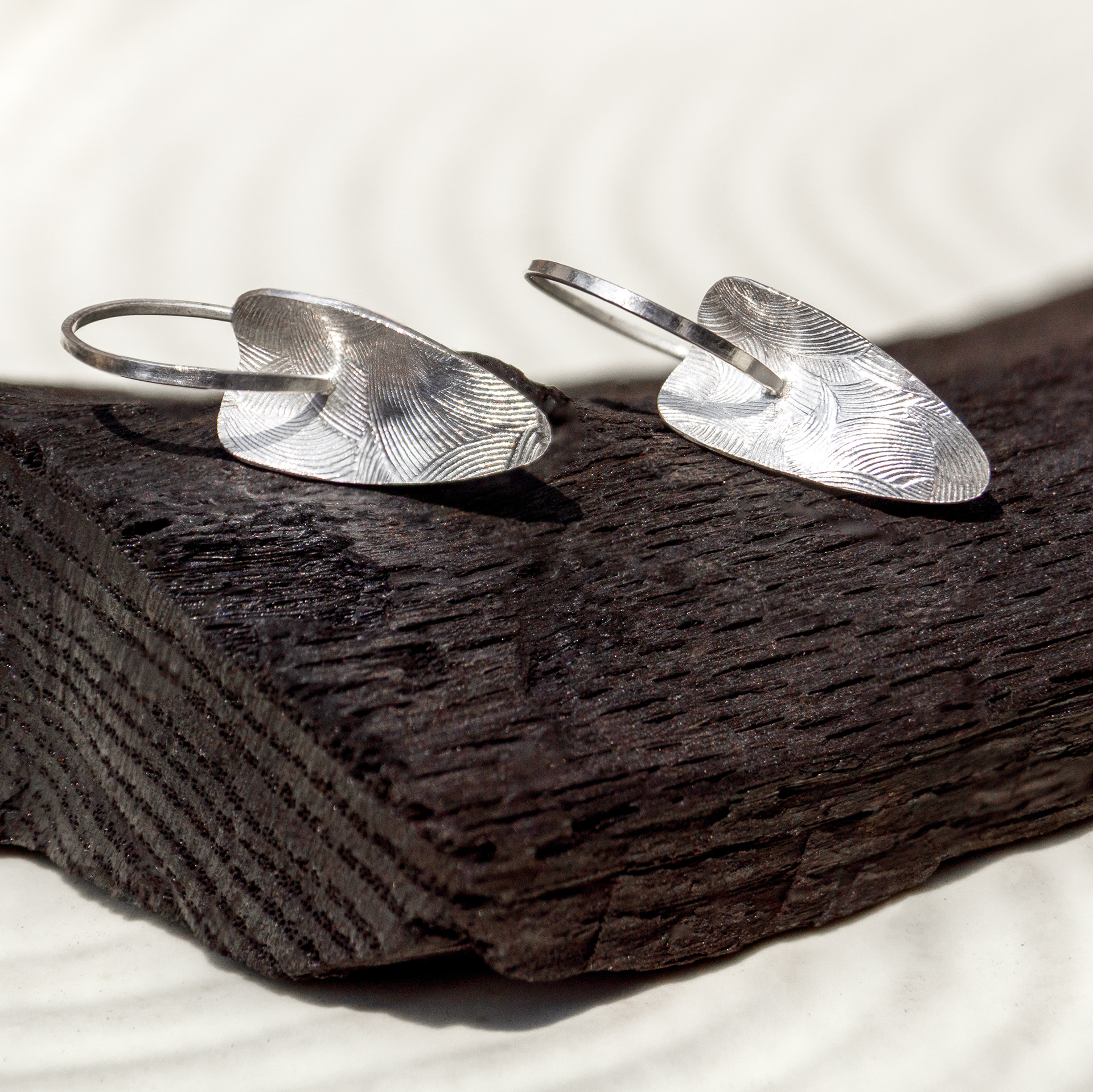 heart leaf drop earrings