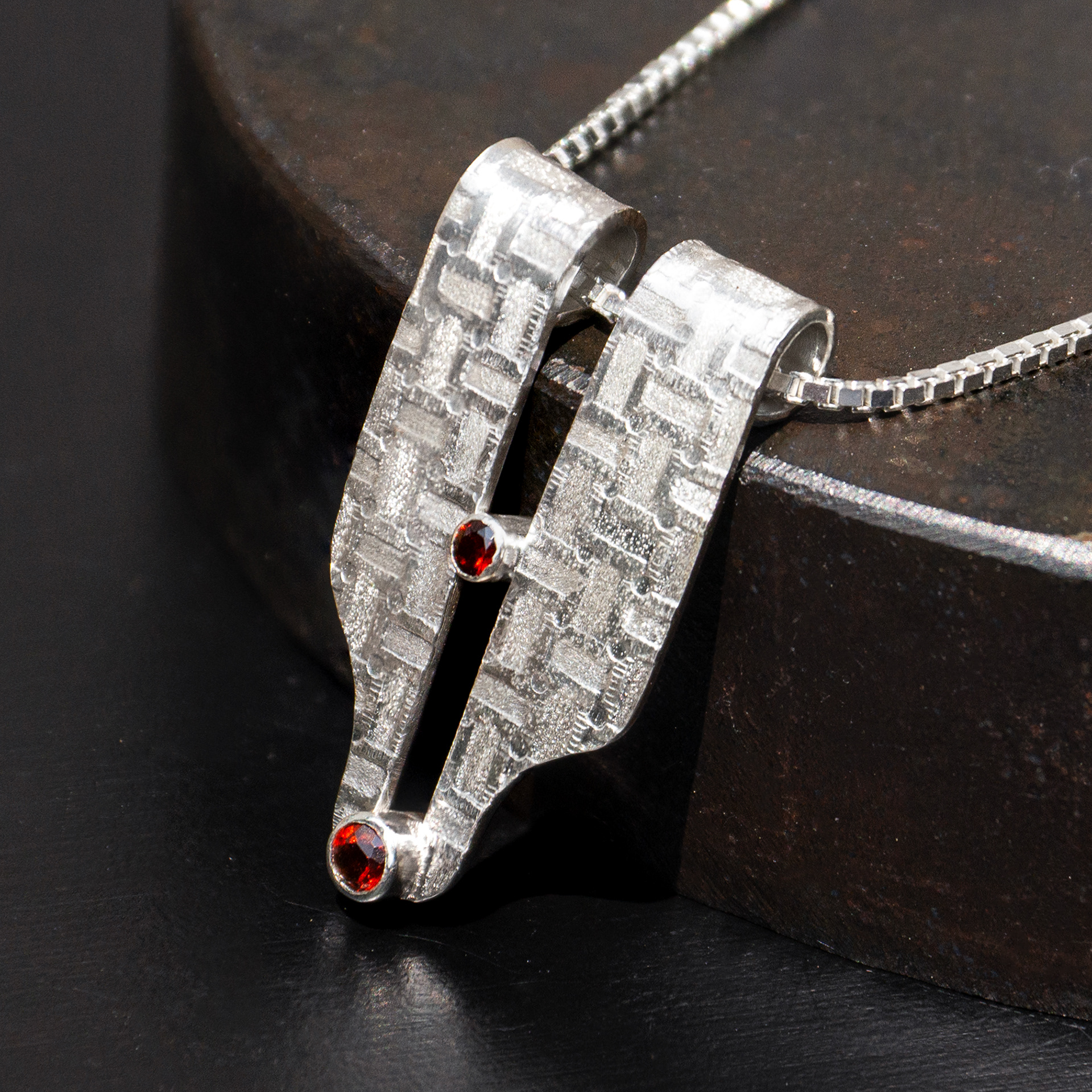 pharoh's headdress garnet pendant (sold)