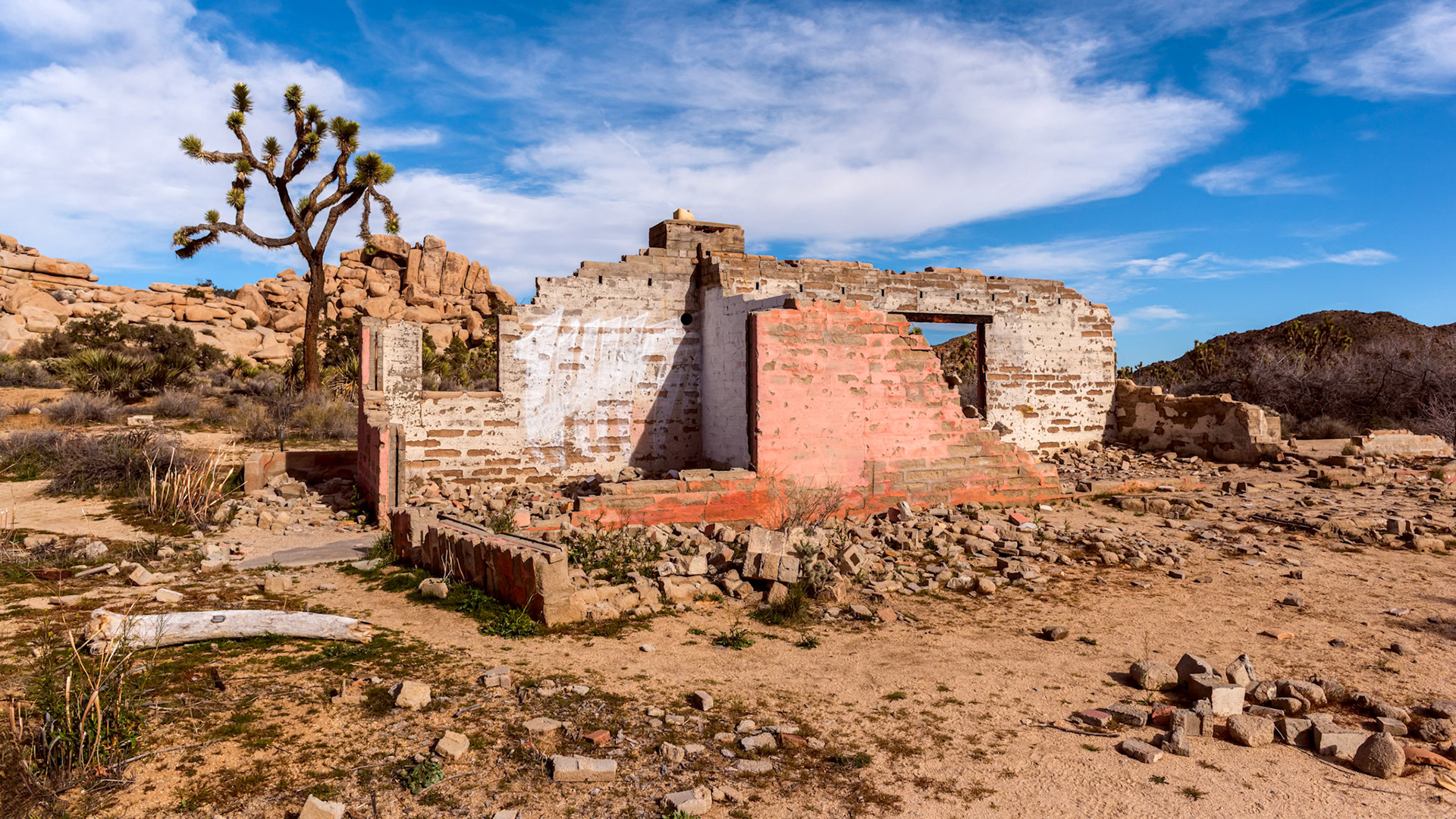 Wonderland Ranch Ruins, JTNP, 16:9 crop