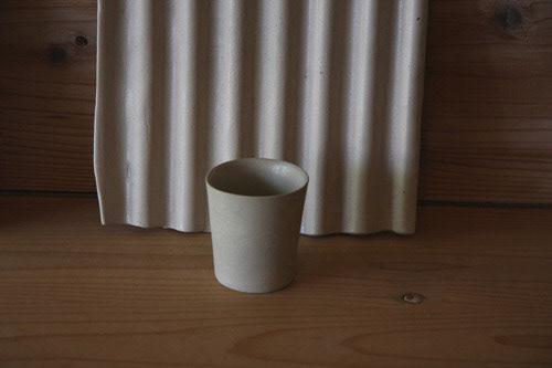 小波と紙コップのうつし形