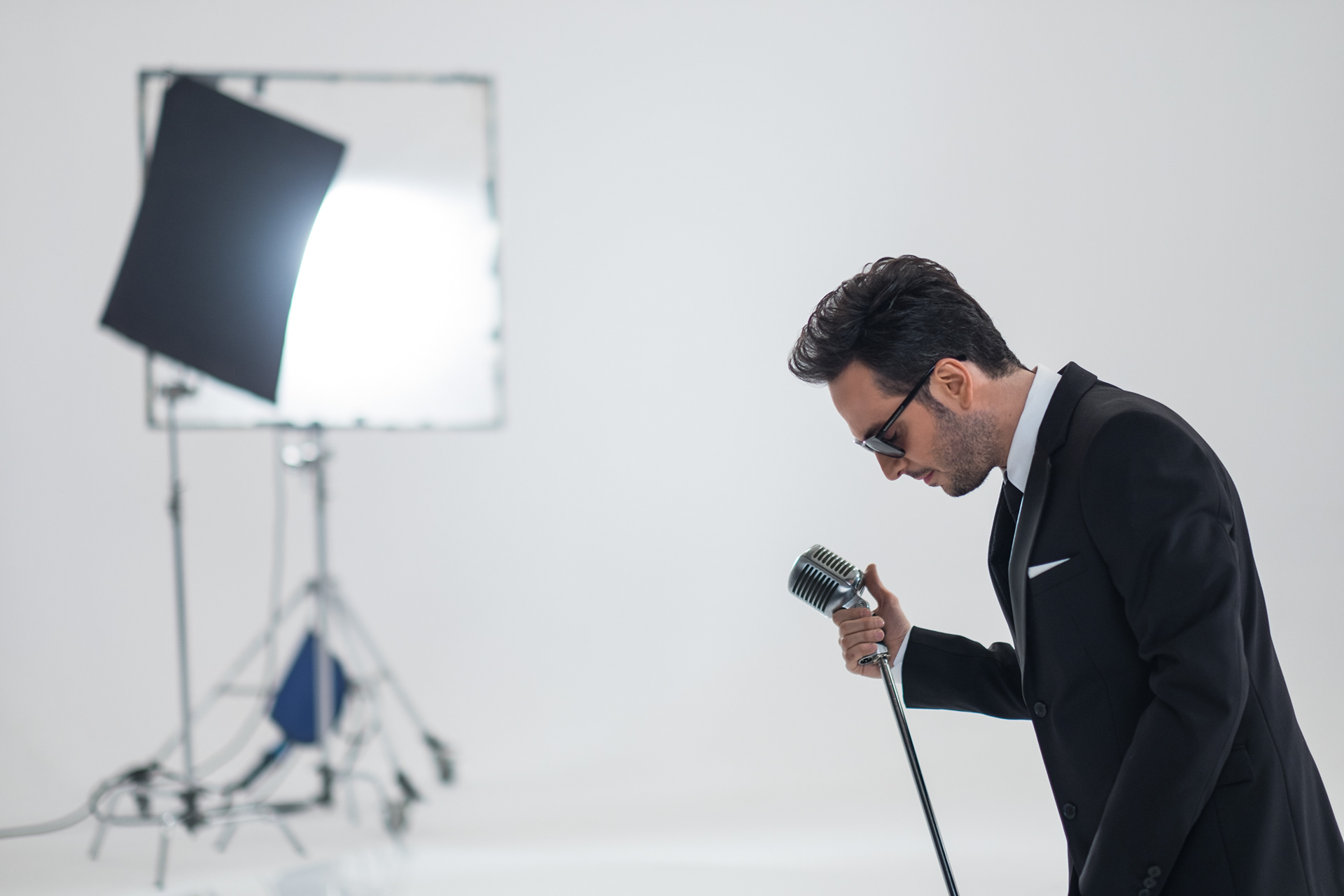 Oguzhan Koc  -  singer