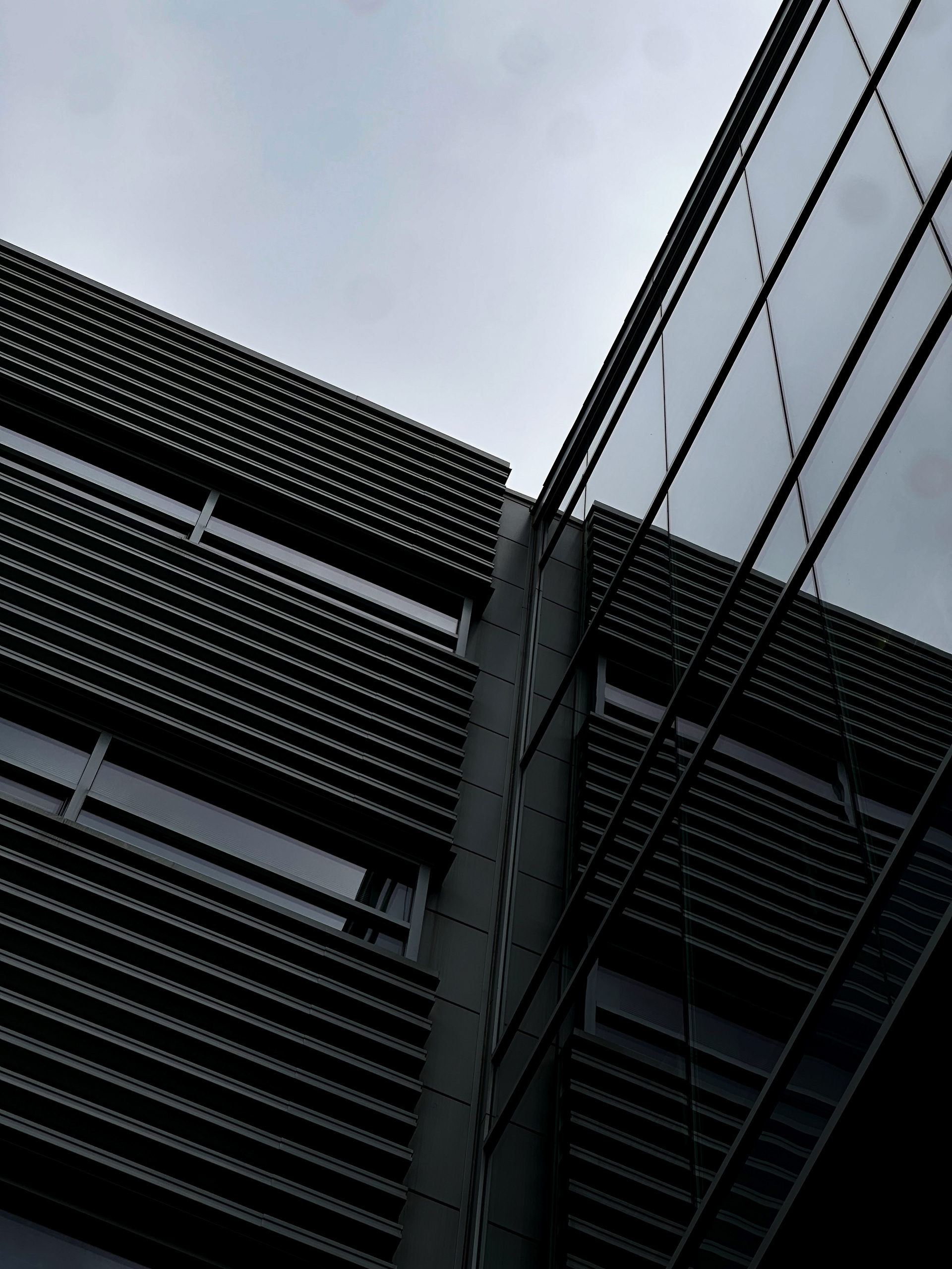 9mm lens -  f/2.8 - ISO32  - shutter speed 1/1410