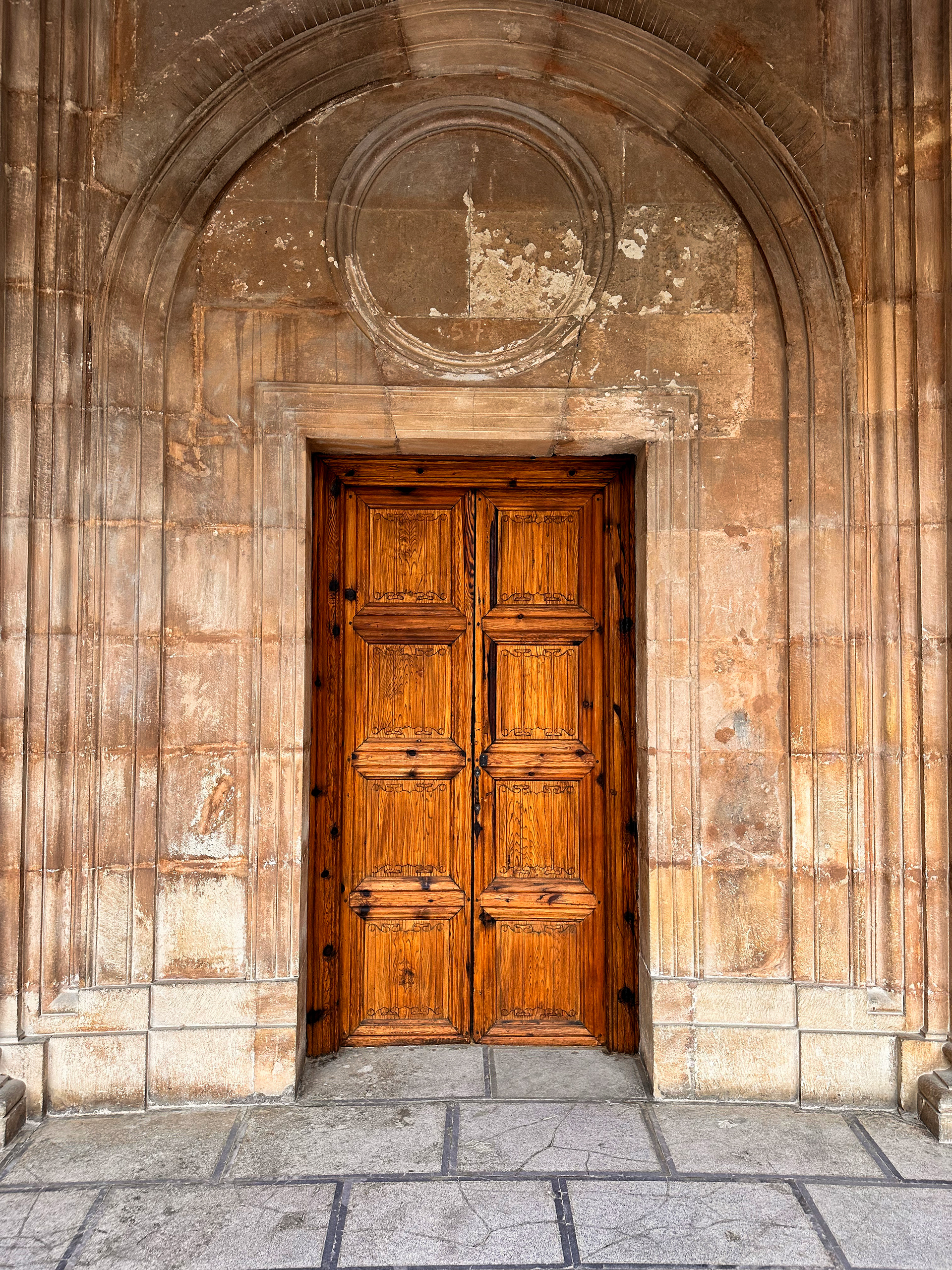 6.86mm lens -  f/1.8 - ISO160 - shutter speed 1/120