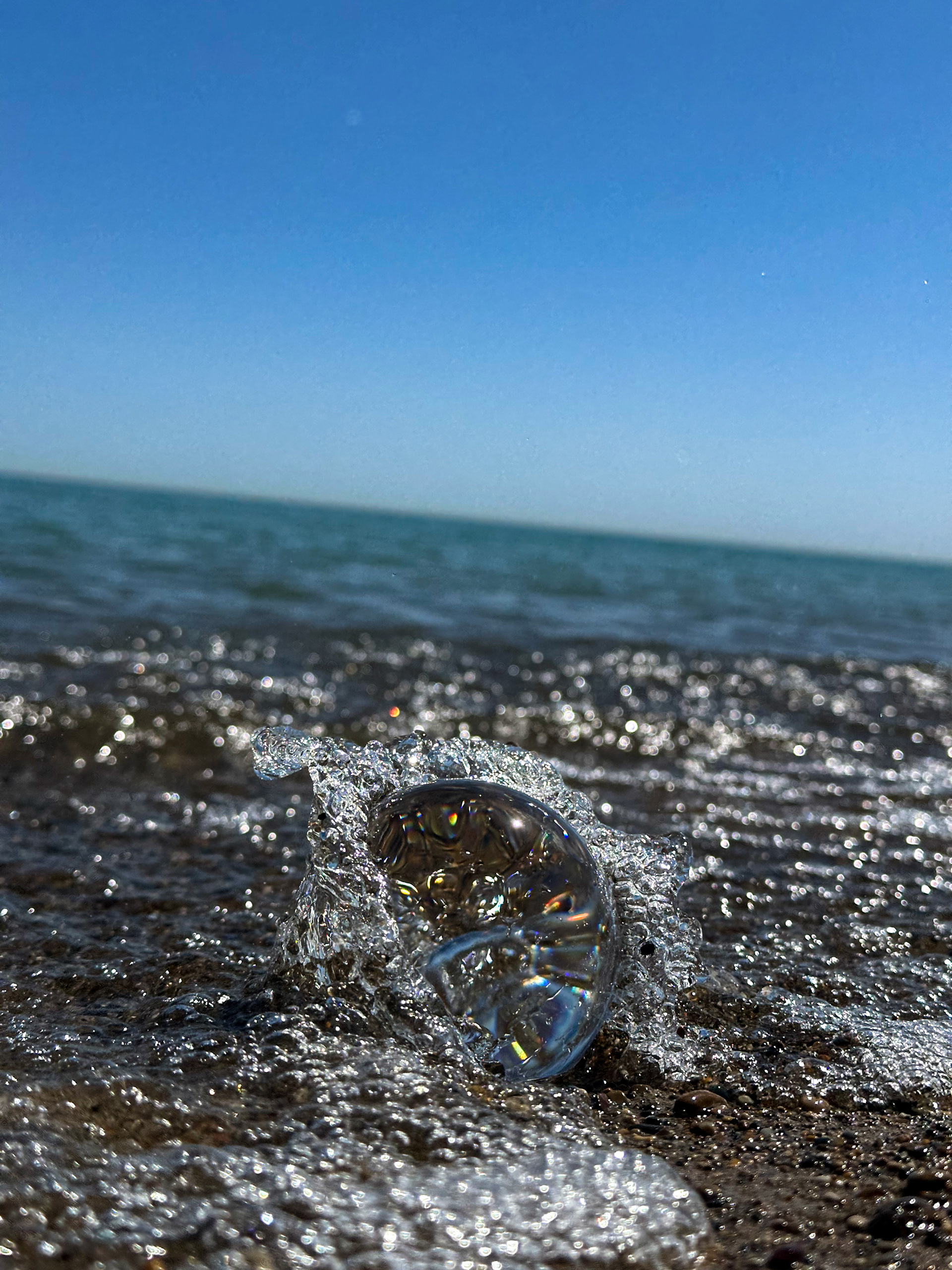 6.86mm lens -  f/1.8 - ISO64 - shutter speed 1/8900