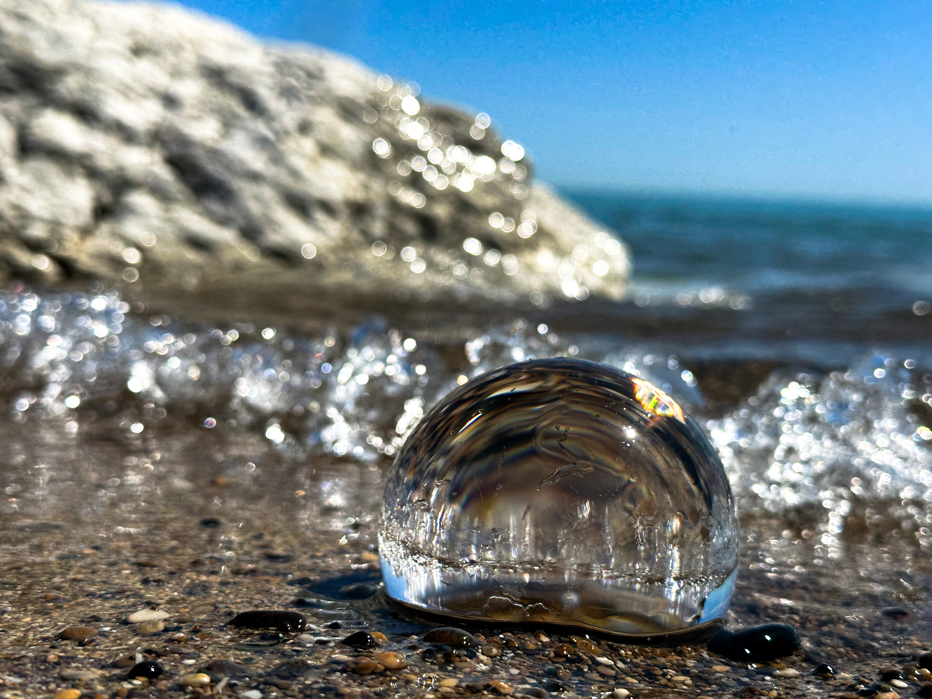 6.86mm lens -  f/1.8 - ISO64 - shutter speed 1/6000