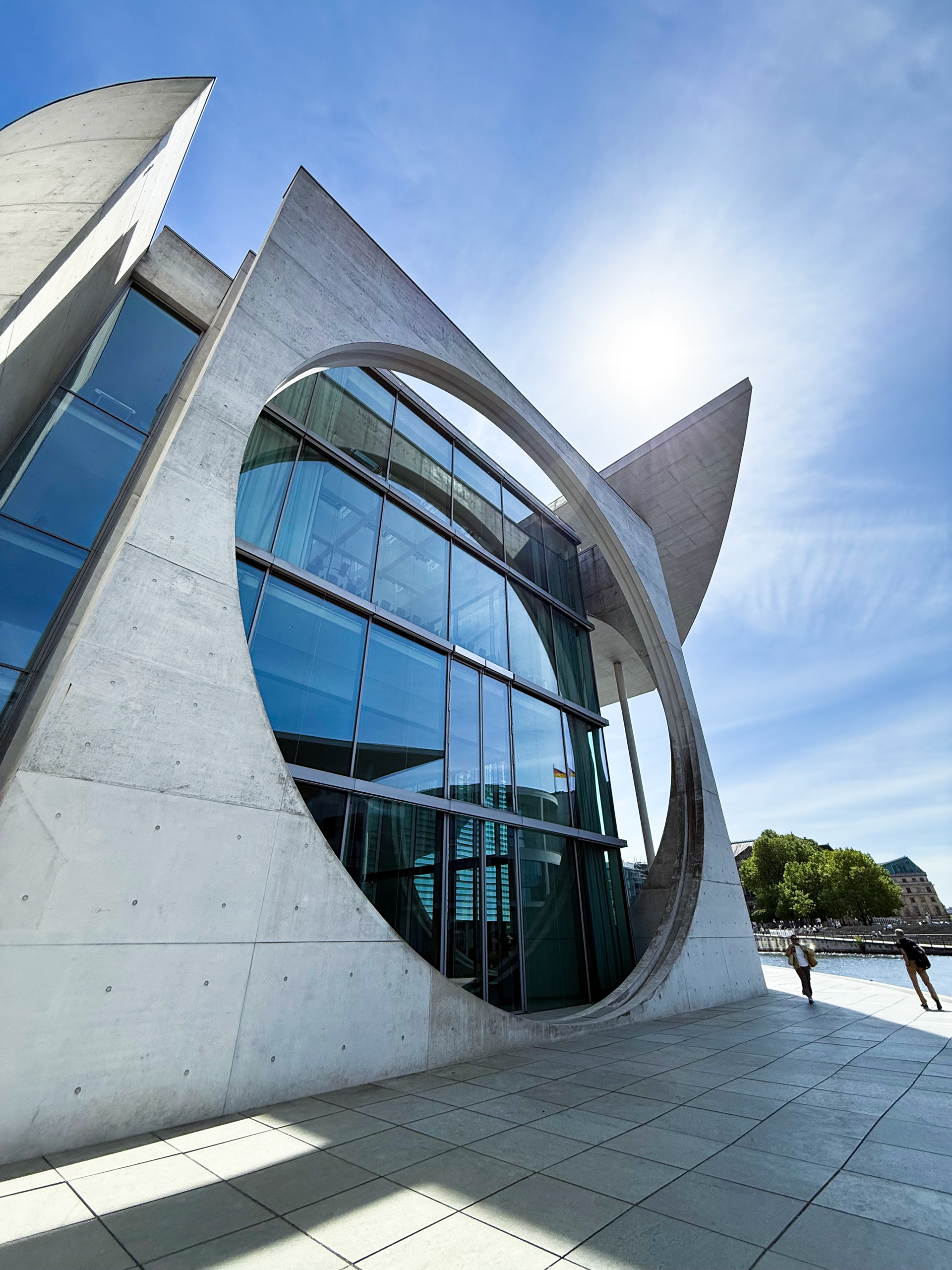 2.22mm lens -  f/2.2 - ISO80  - shutter speed 1/2300