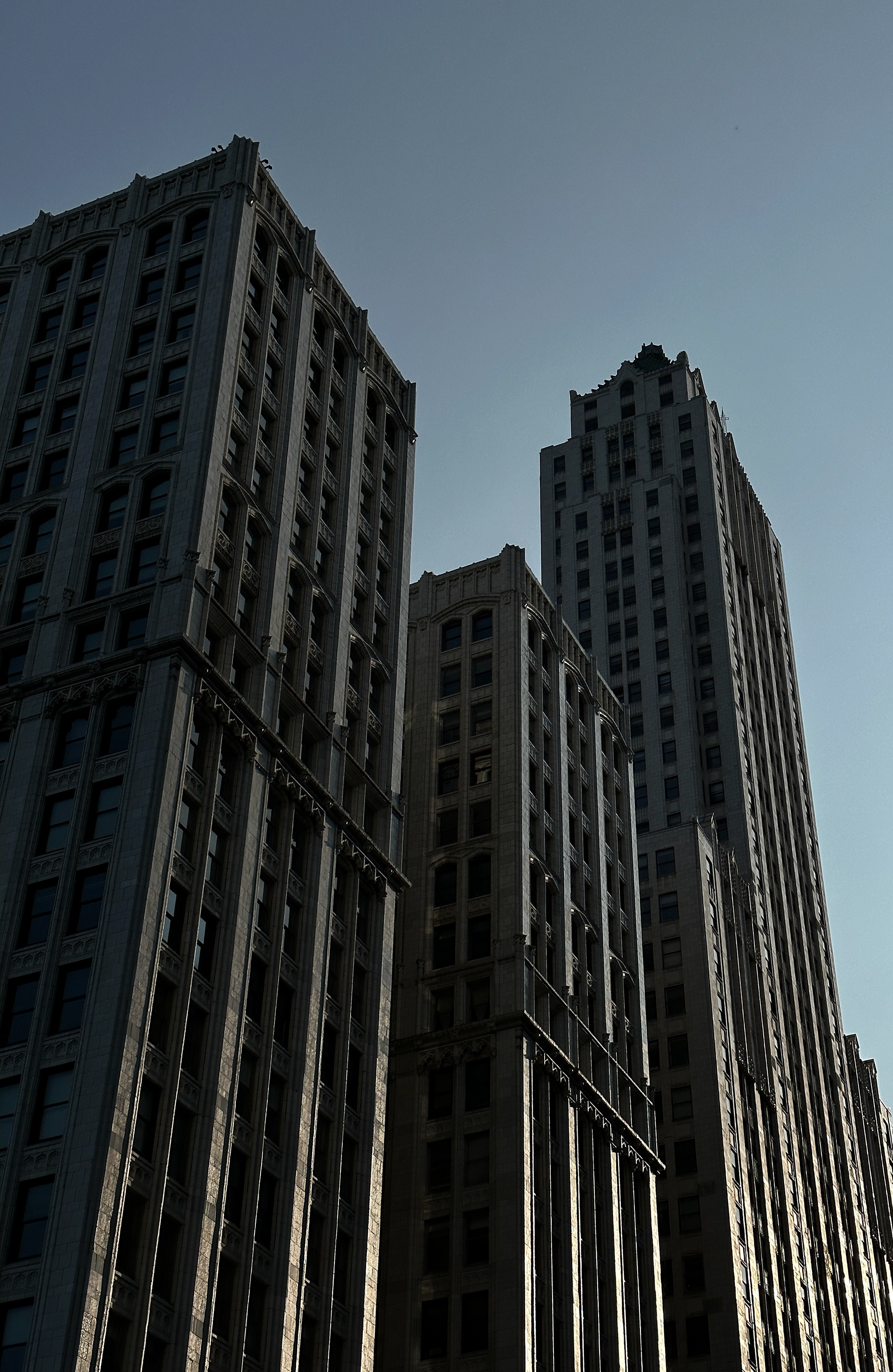 6.86mm lens -  f/1.8 - ISO64 - shutter speed 1/19000