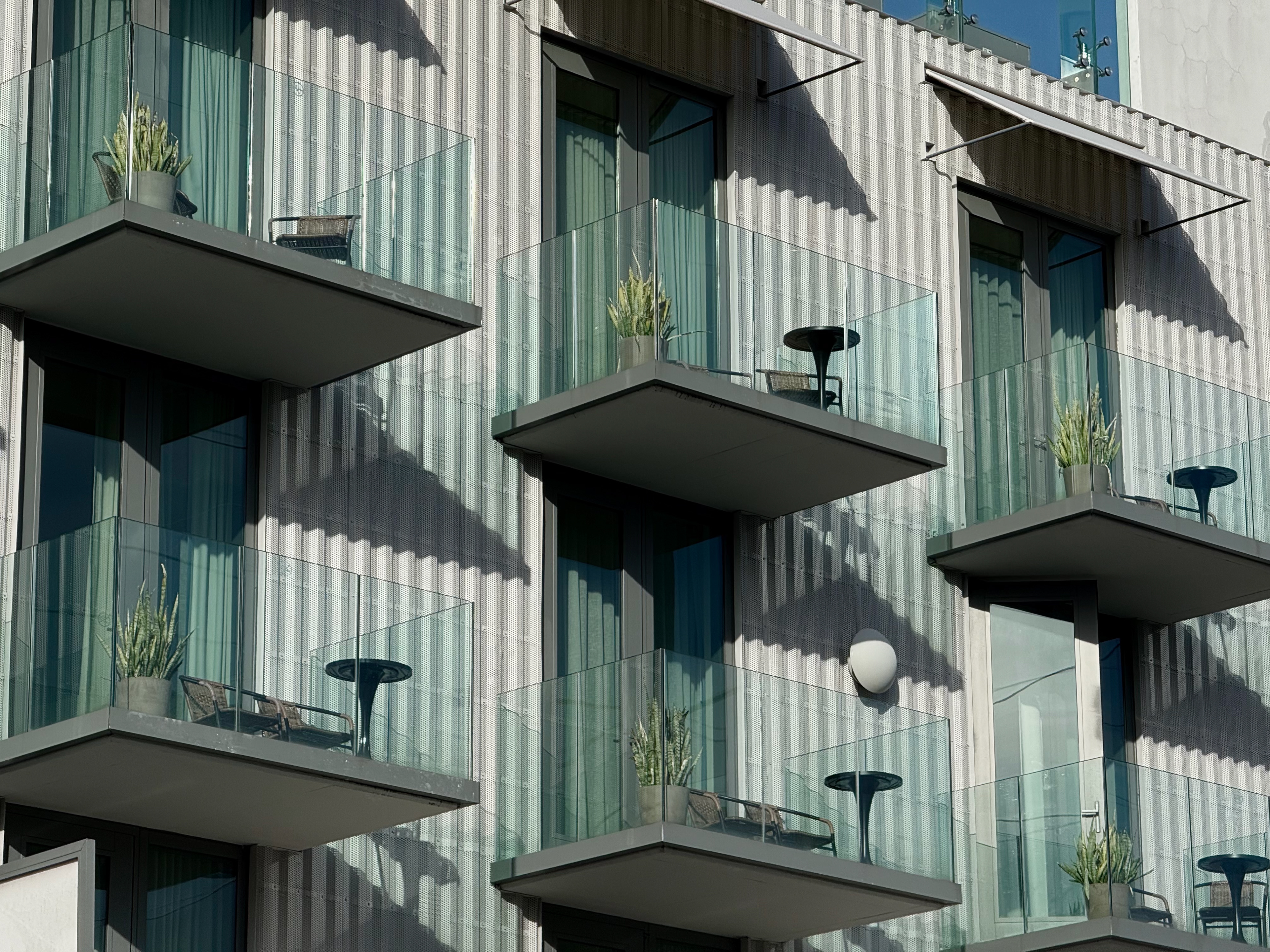 120mm lens - f/2.8 - ISO50 - shutter speed 1/1969s