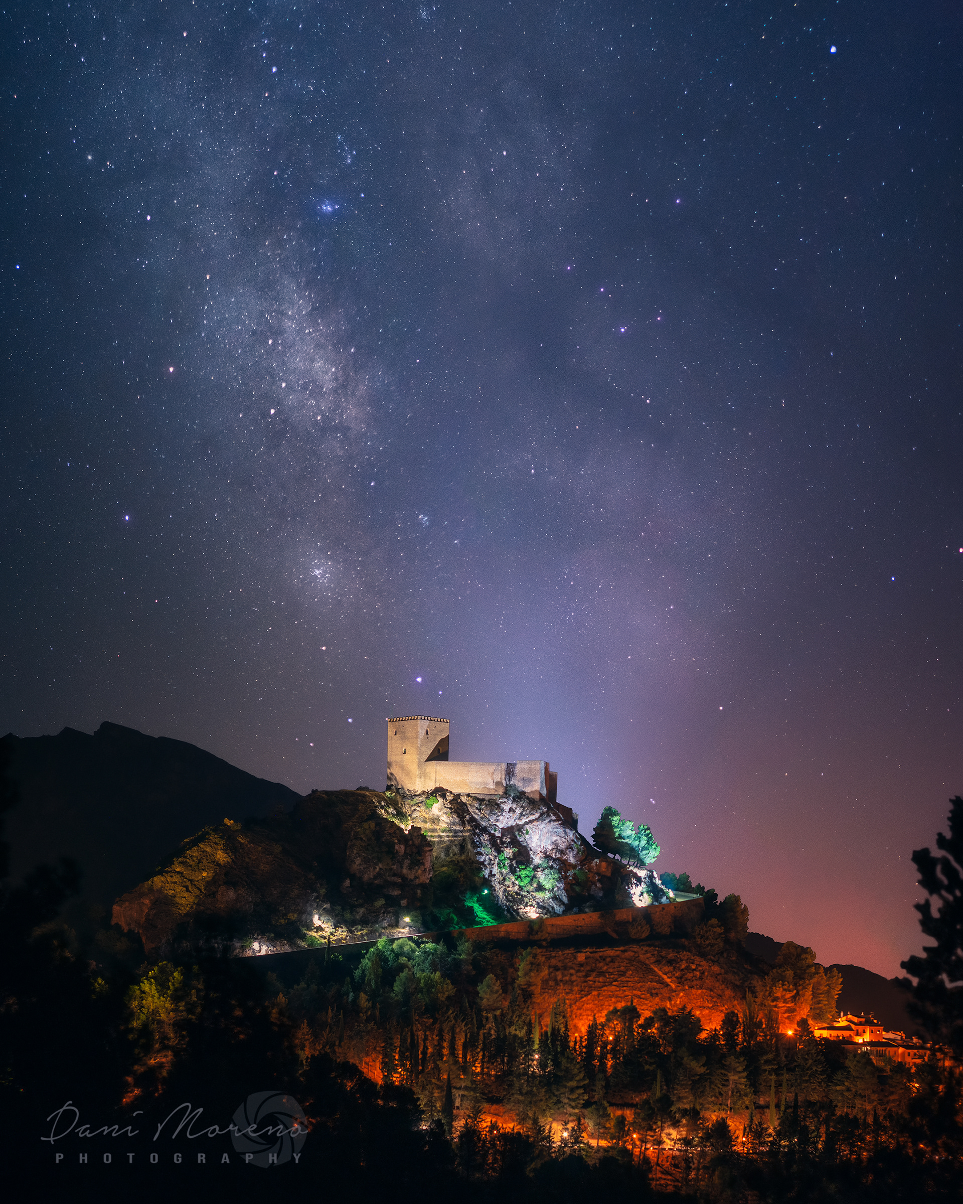 CENTRO GALACTICO SOBRE EL CASTILLO DE SEGURA