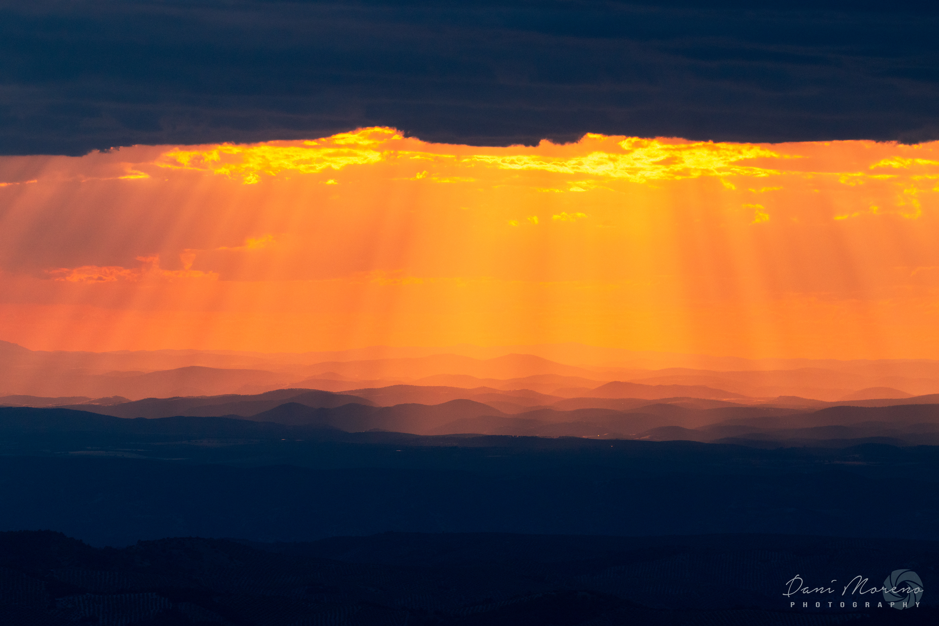 ATARDECER DESDE EL YELMO