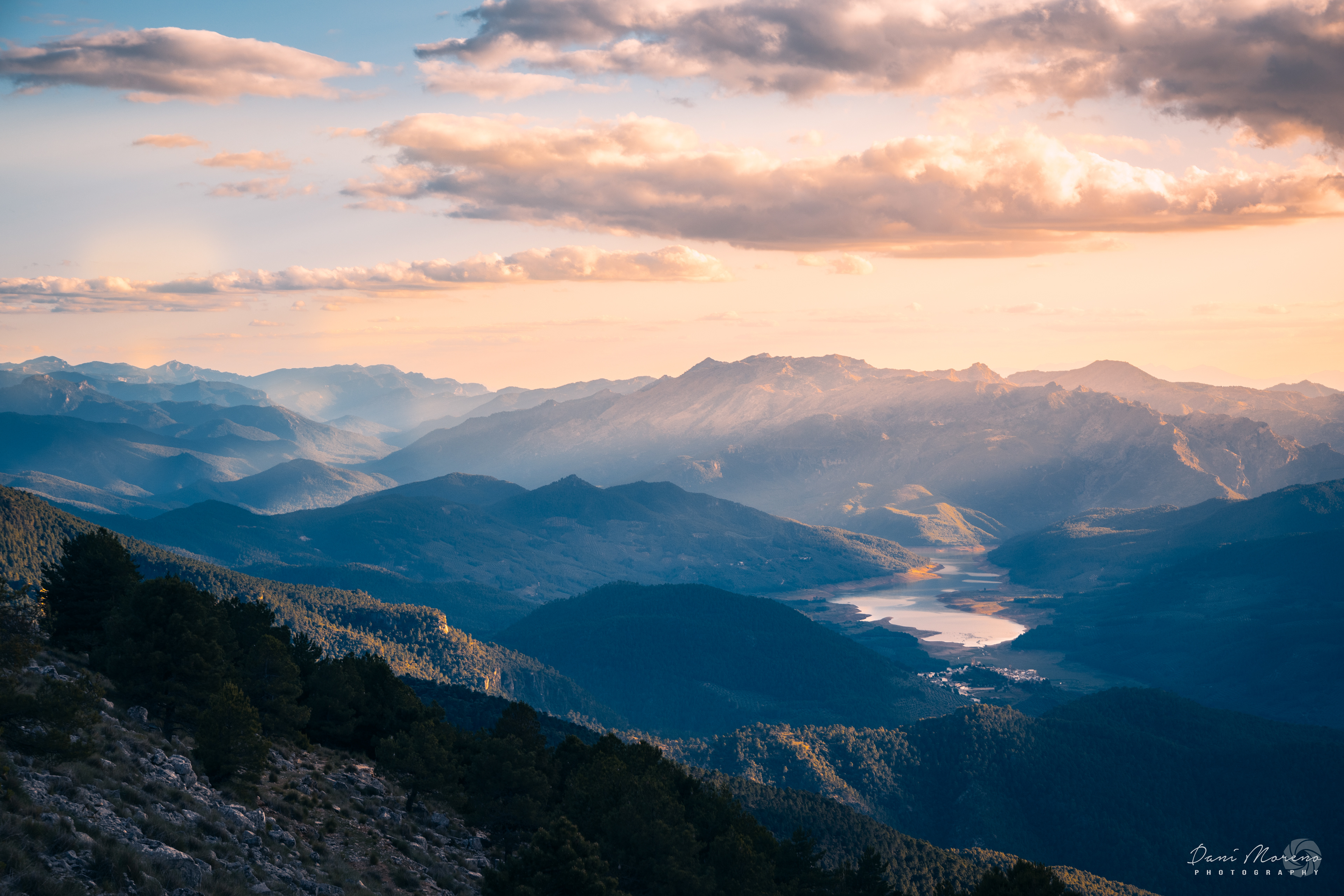 Atardecer desde el sendero del Yelmo