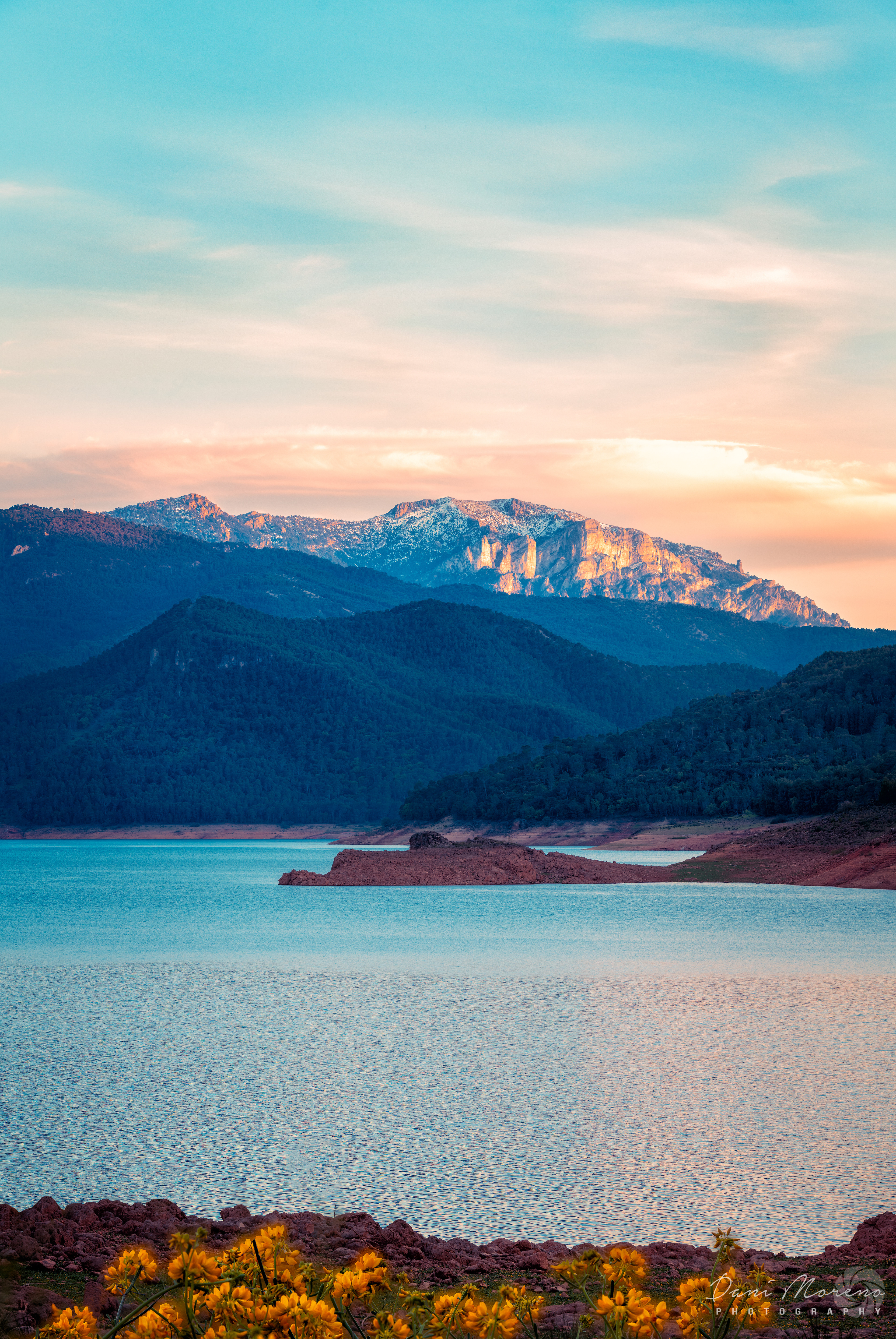 PRIMAVERA EN EL TRANCO Y LAS BANDERILLAS 