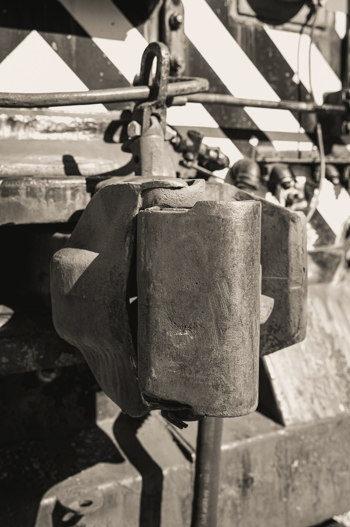 Coupler