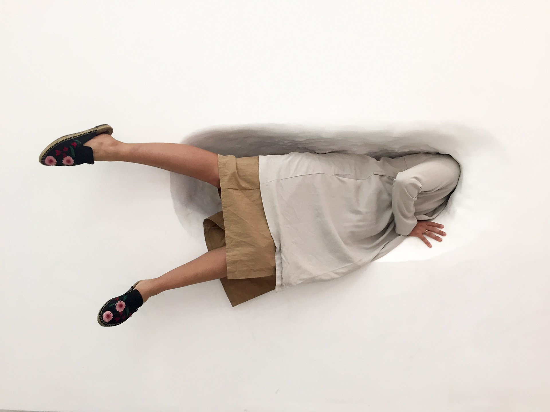 Each Body Has Its Own Matter, performance and public activation, 2018
