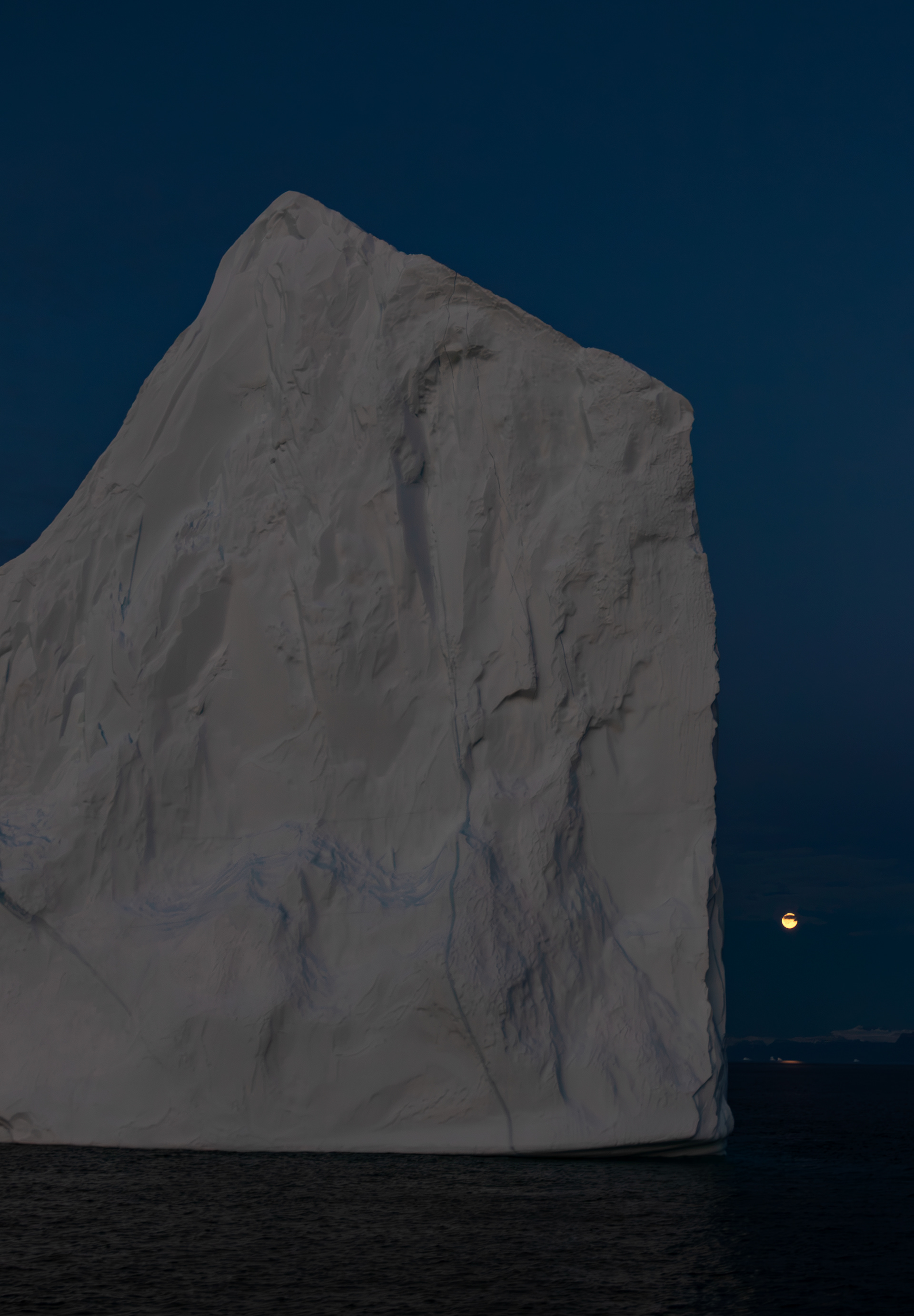 Full Moon Rising