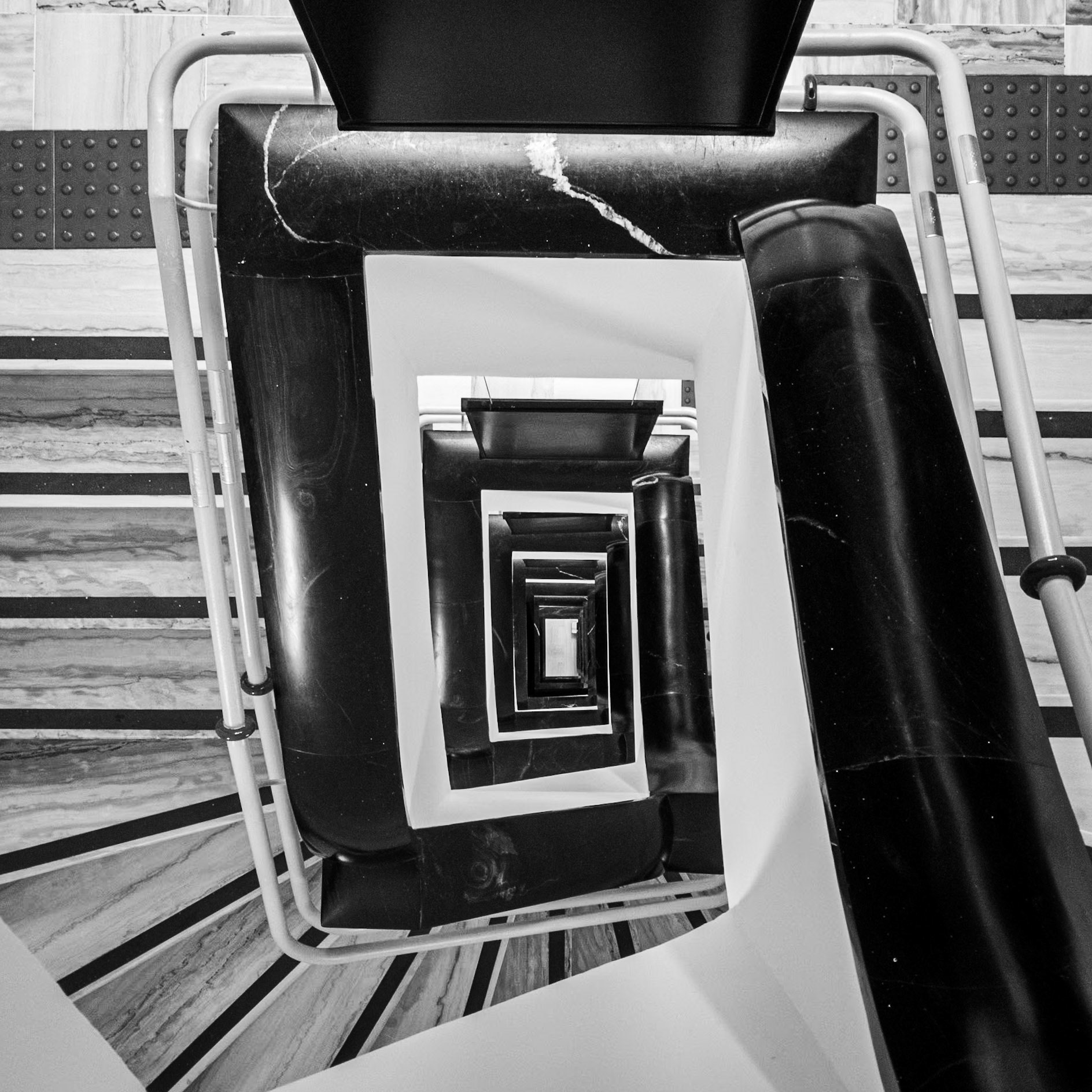 Farol Santander, downtown