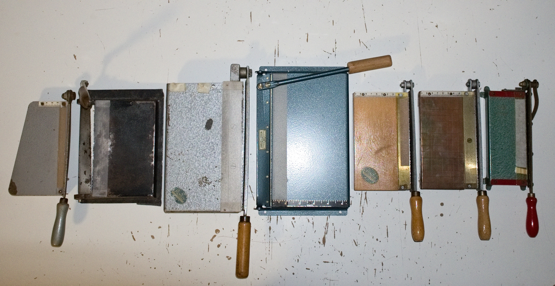 deckle edge paper cutters