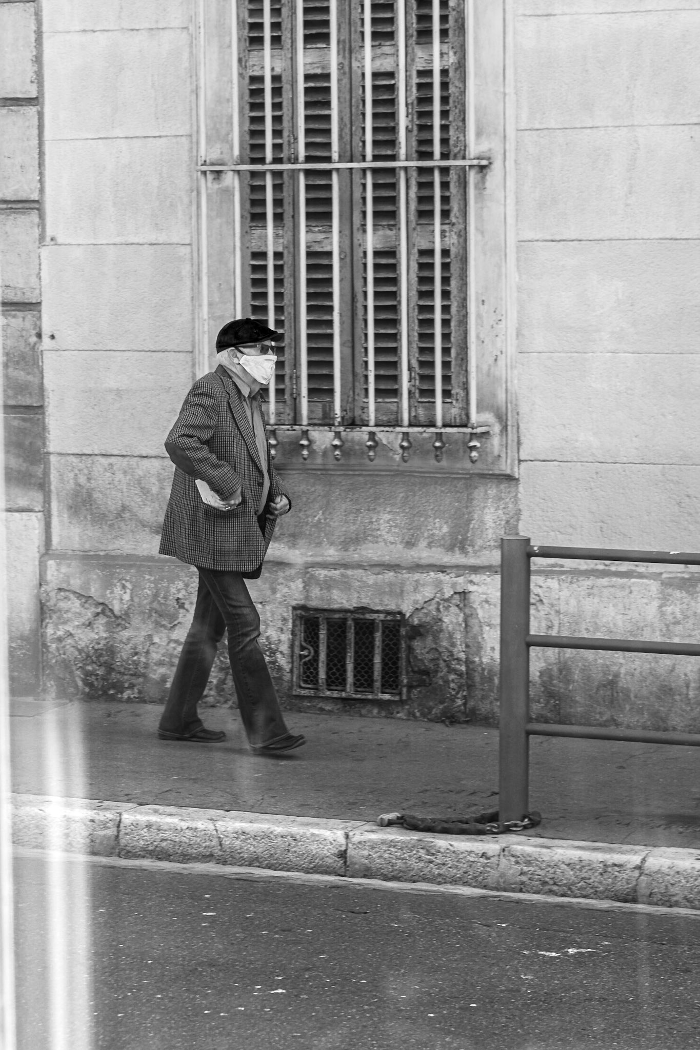 De ma fenetre vue sur rue pendant le confinement