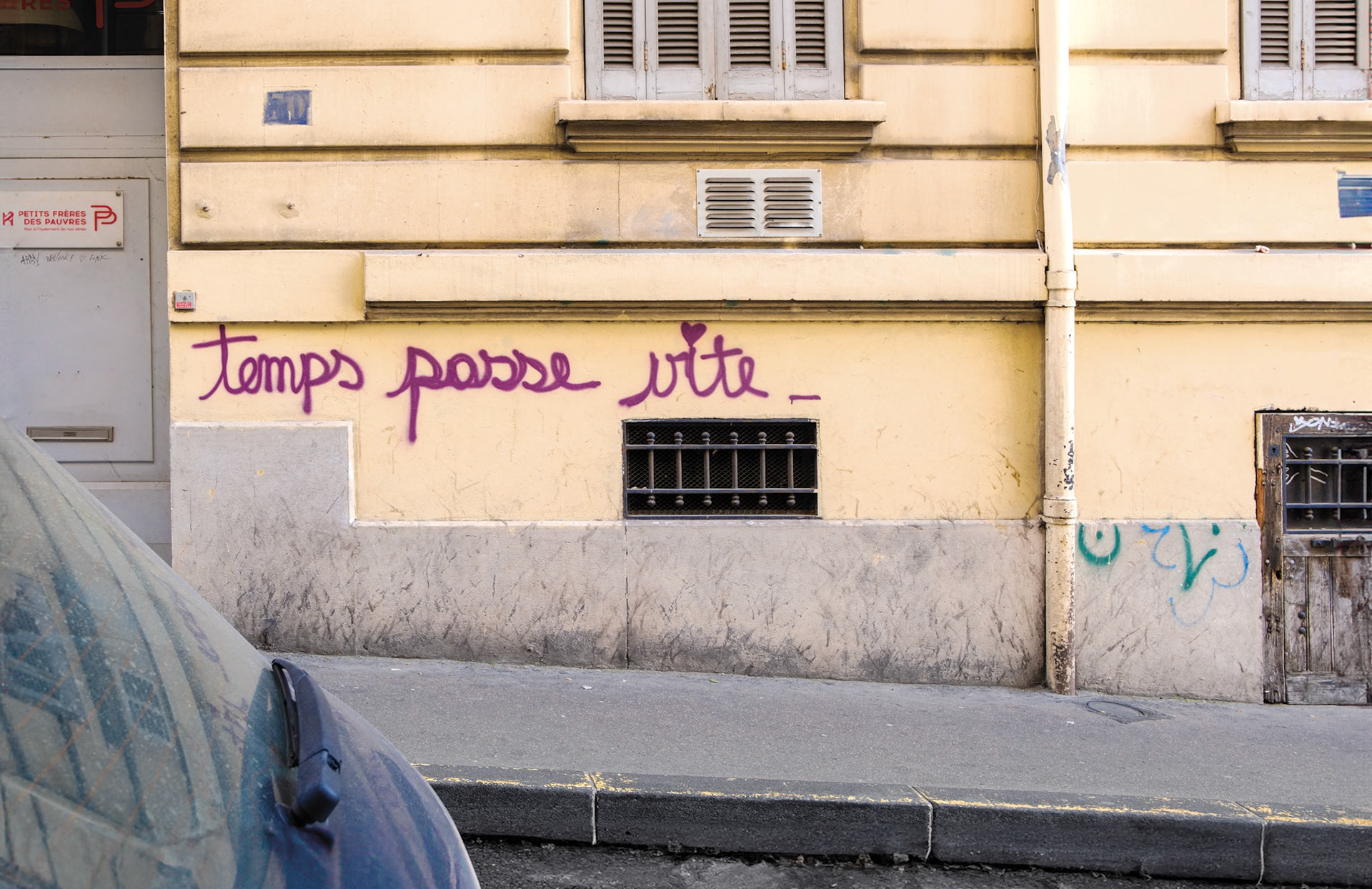 Rue des Dominicaines, Saint Charles