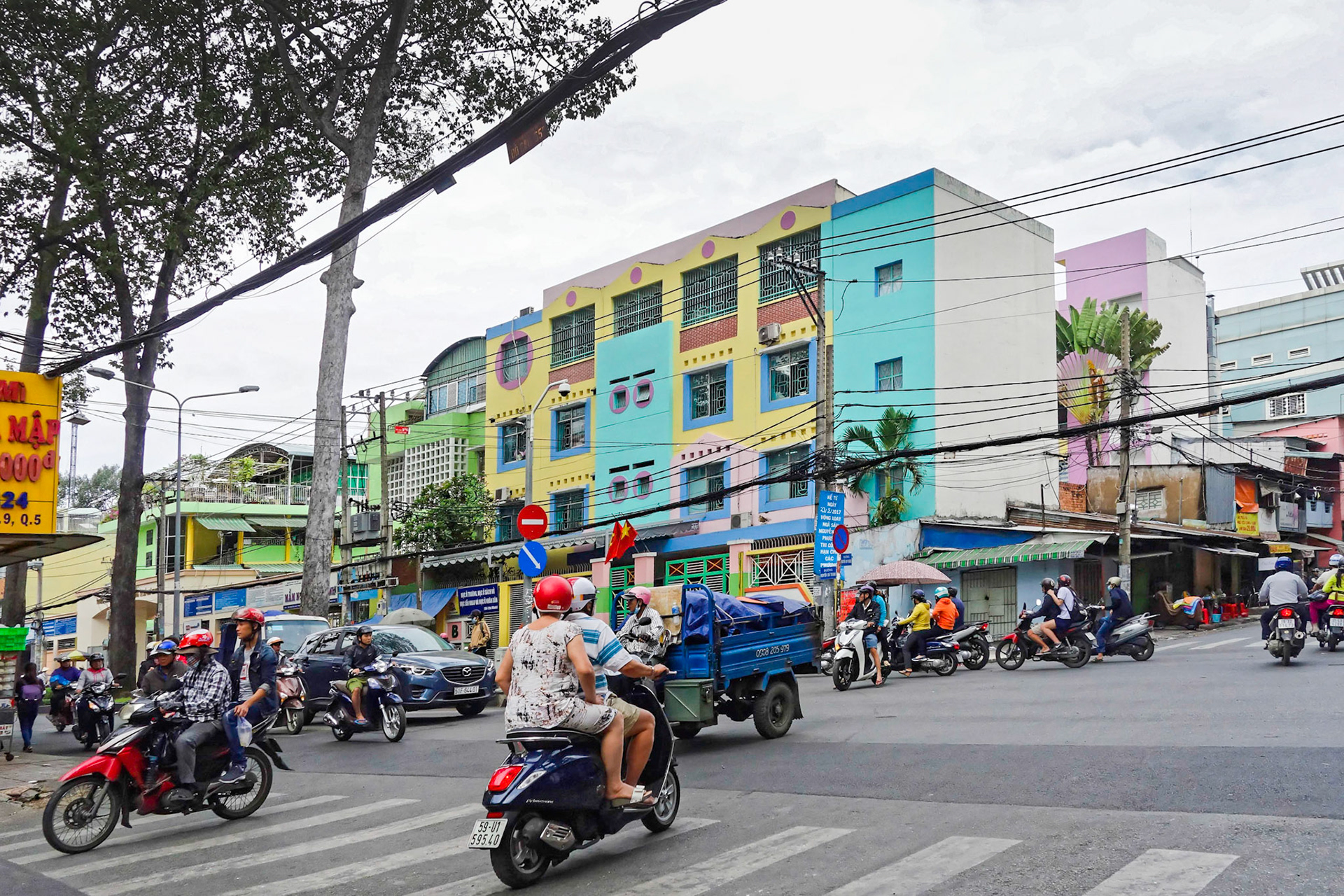 Vietnam motorbike - Ho Chi Minh City