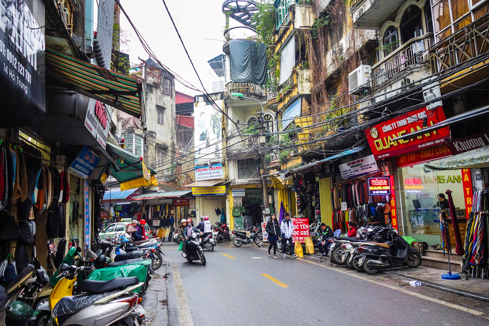 Vietnam motorbike - Hanoi