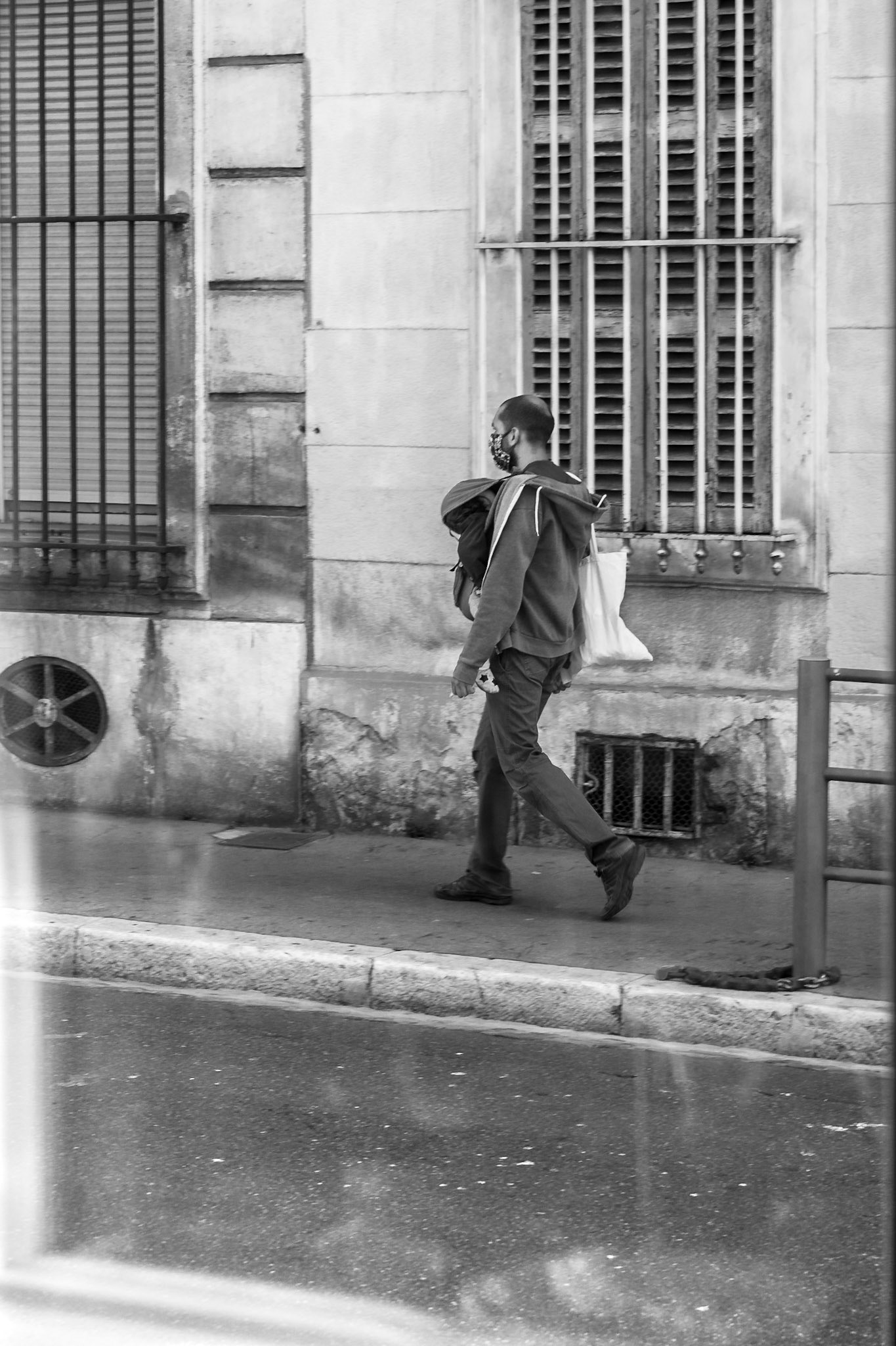 De ma fenetre vue sur rue pendant le confinement