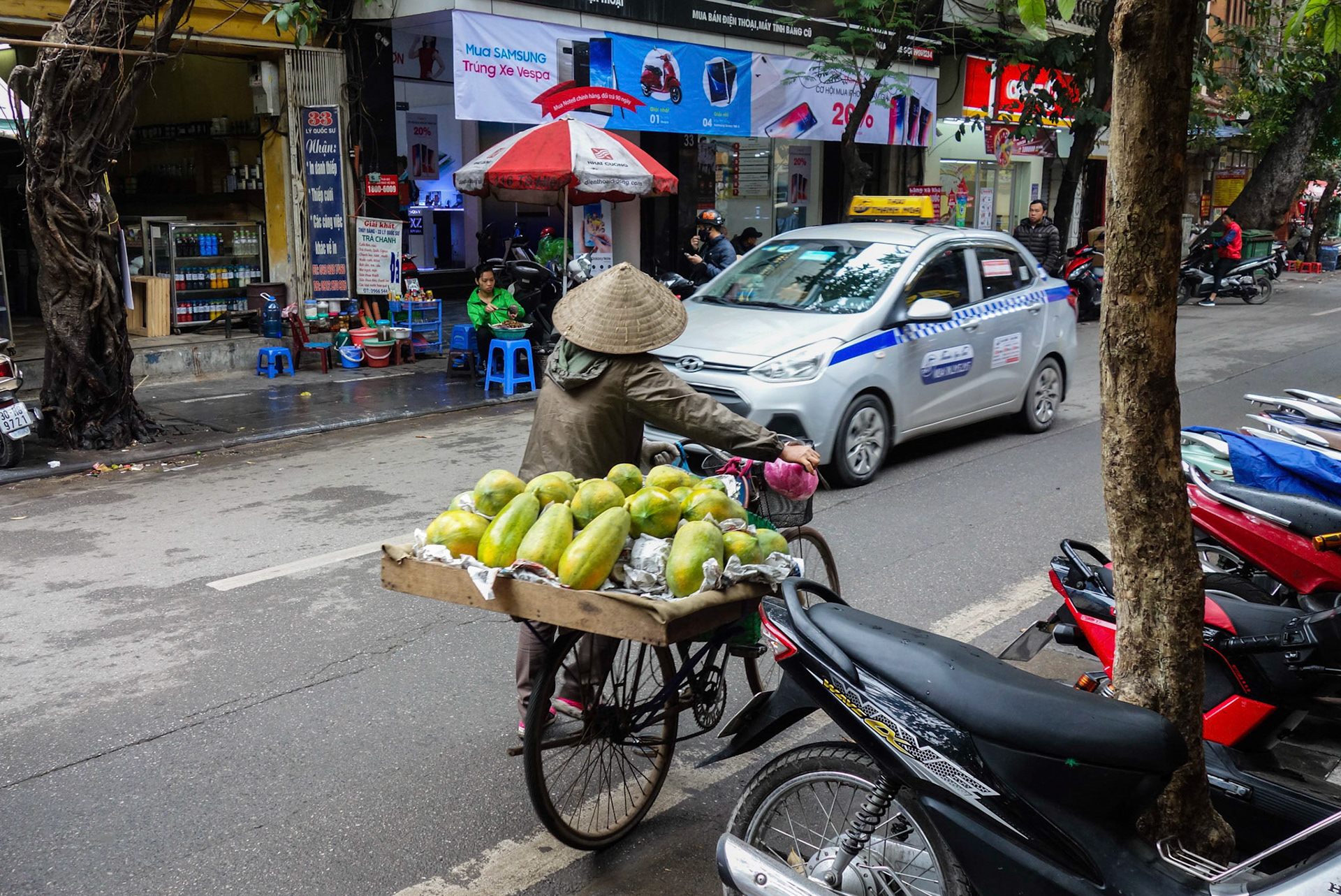 Vietnam motorbike - Hanoi