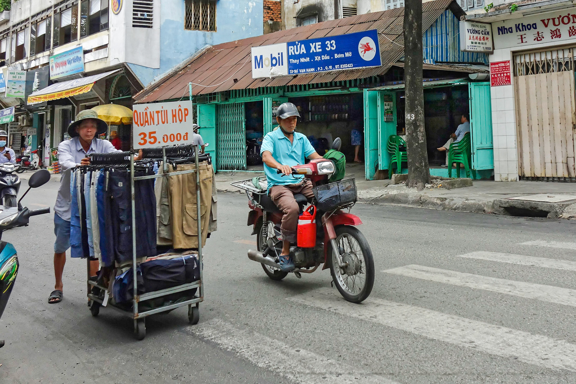 Vietnam motorbike - Ho Chi Minh City