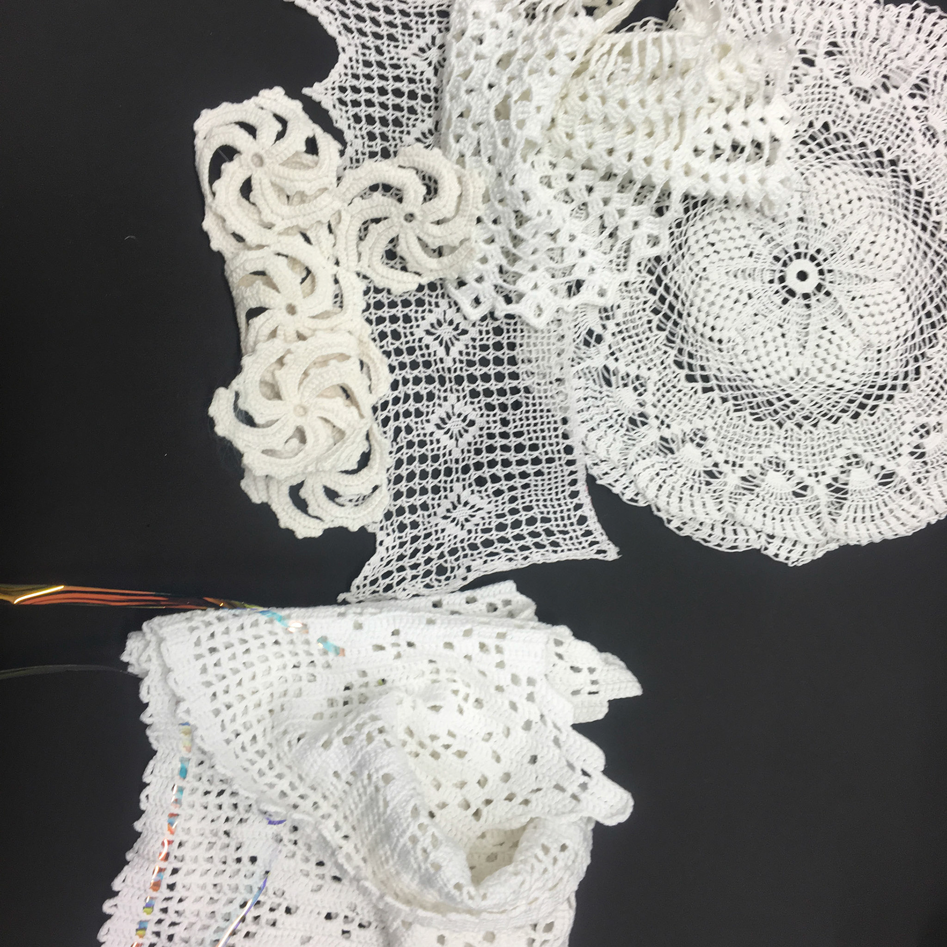 collecting crochet lace table runners from thrift stores