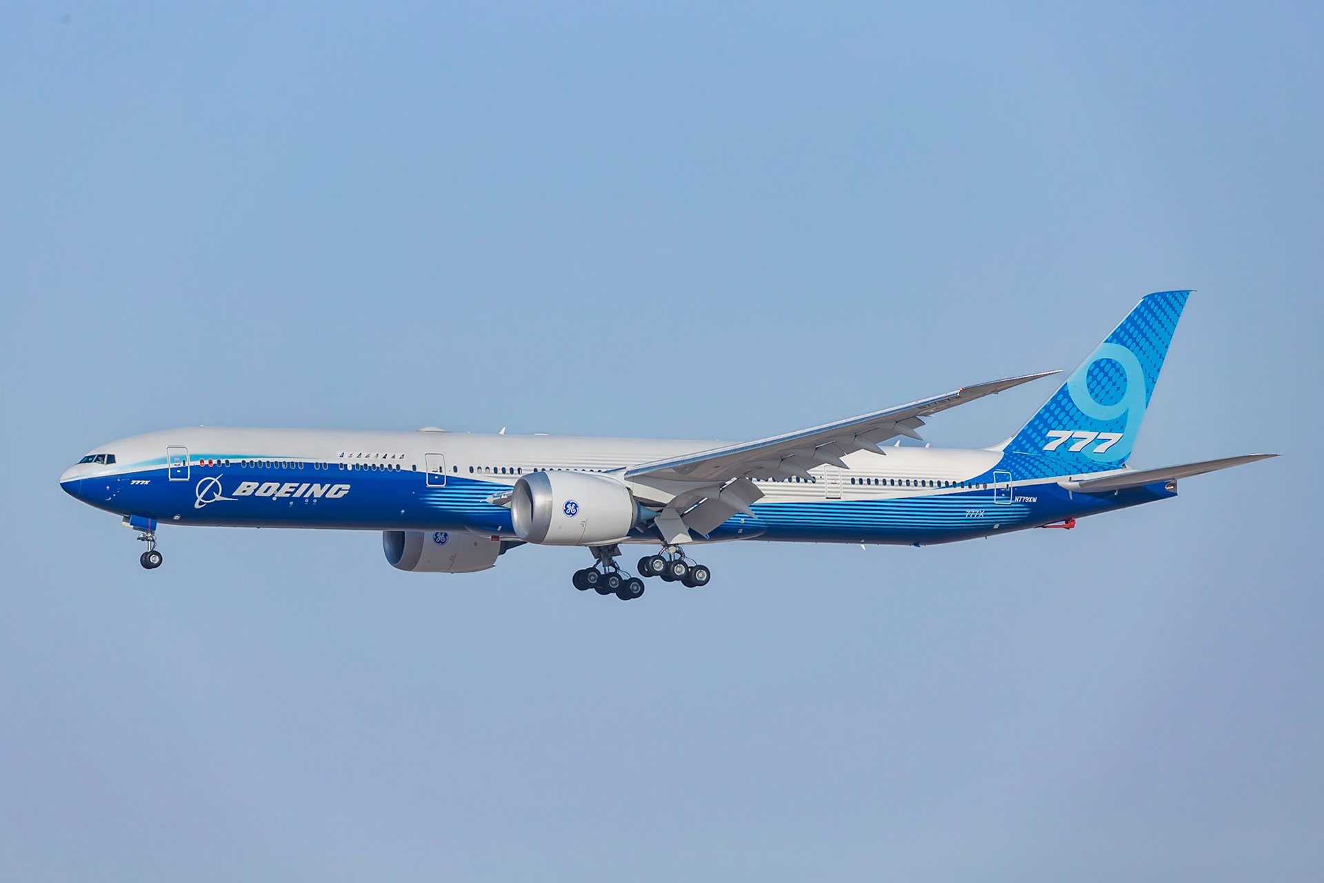 Boeing 777X On Approach