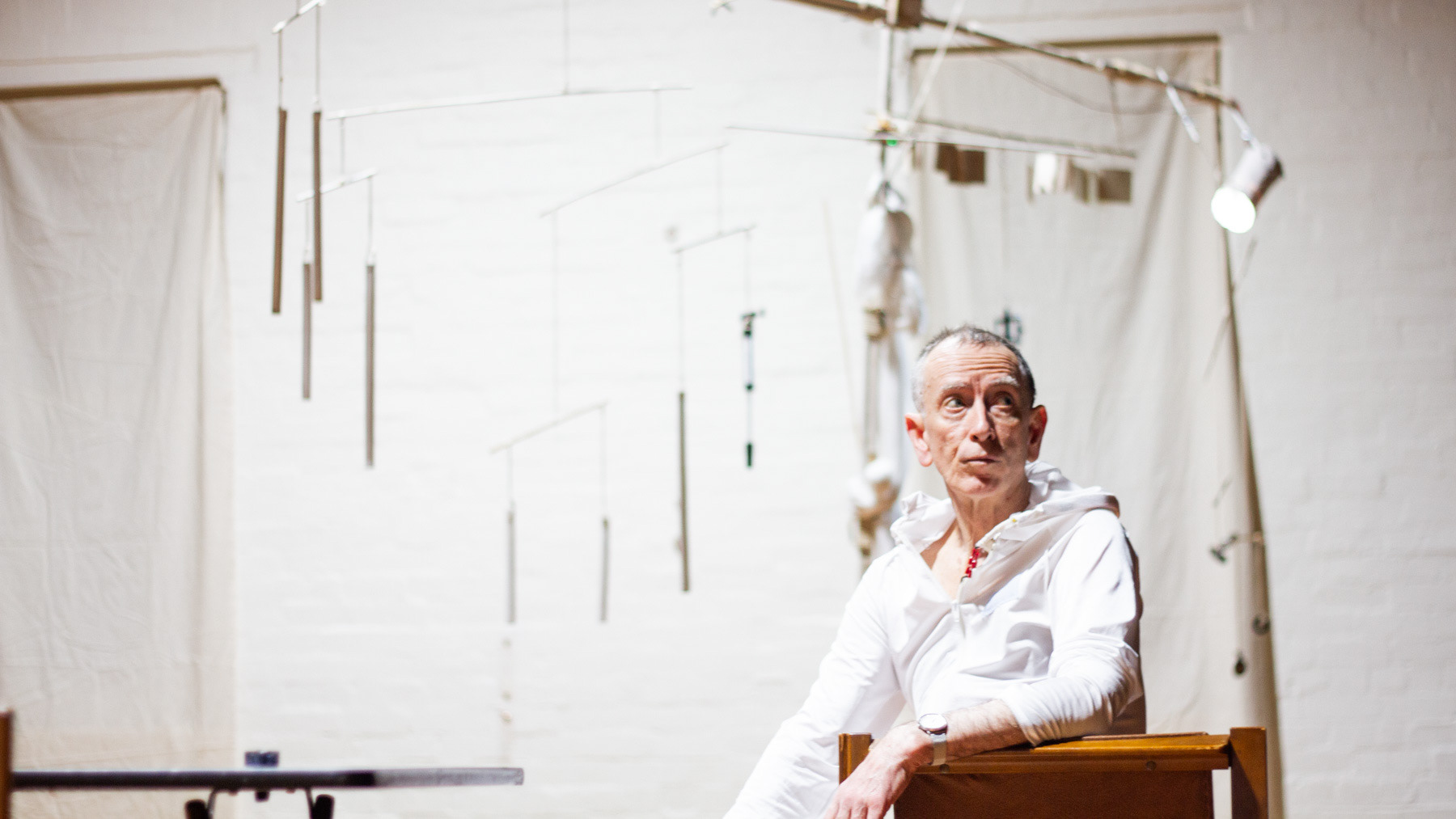 Matthew Crosby in Corporare, Photo: Oscar Socias