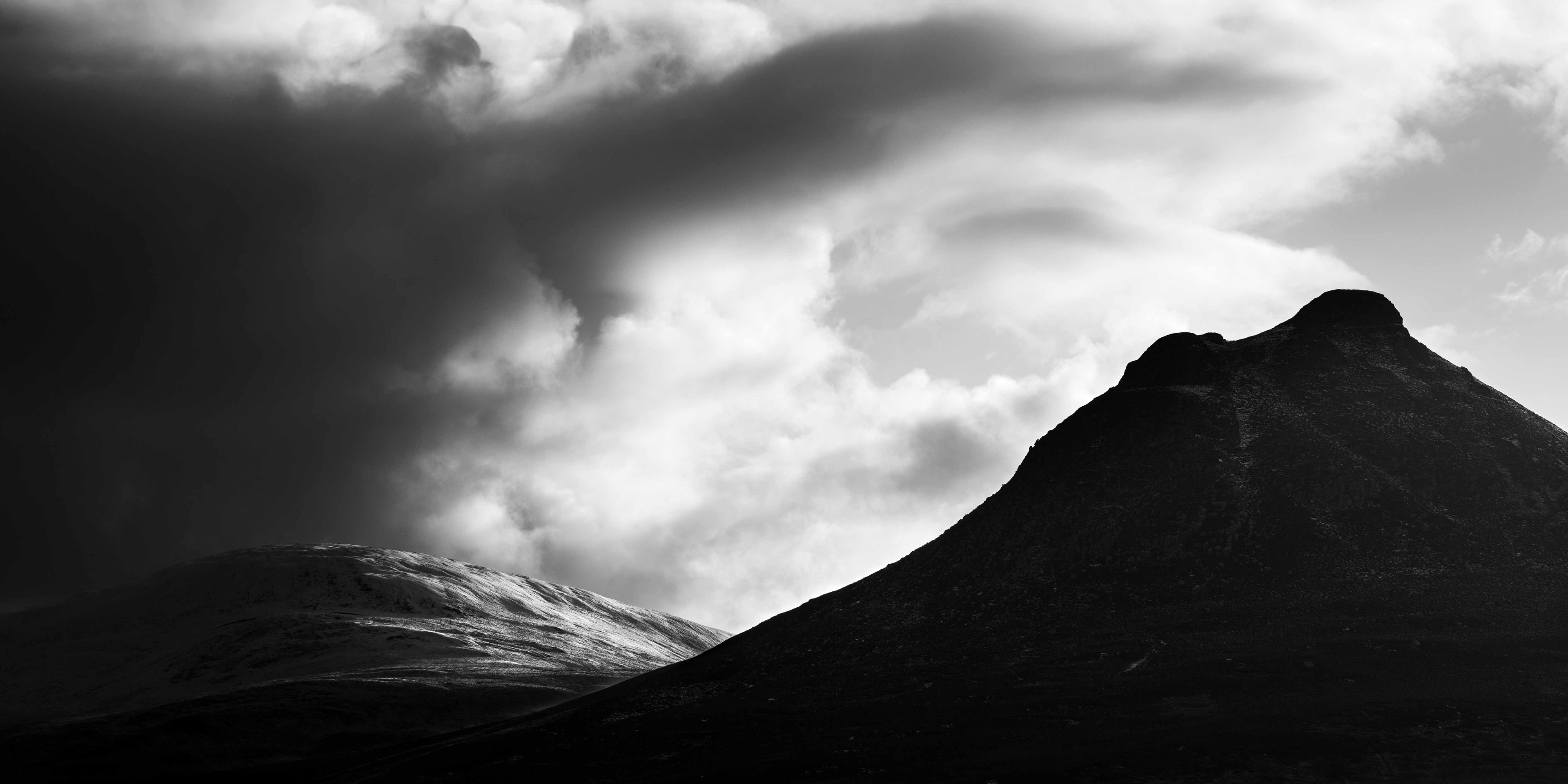 light on the Scaraben snow