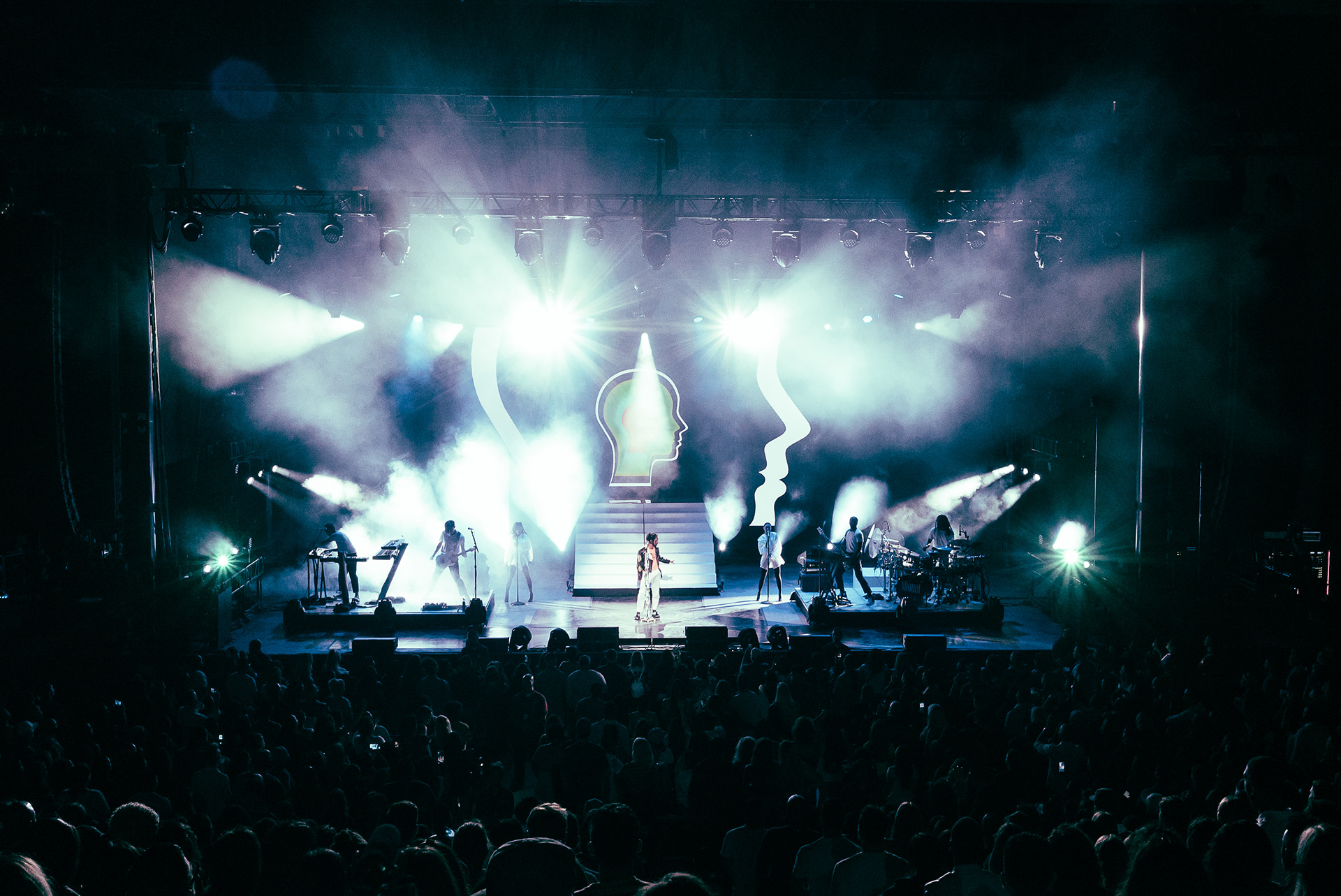 Miguel @ CalCoastCU Open Air Theater (2018)