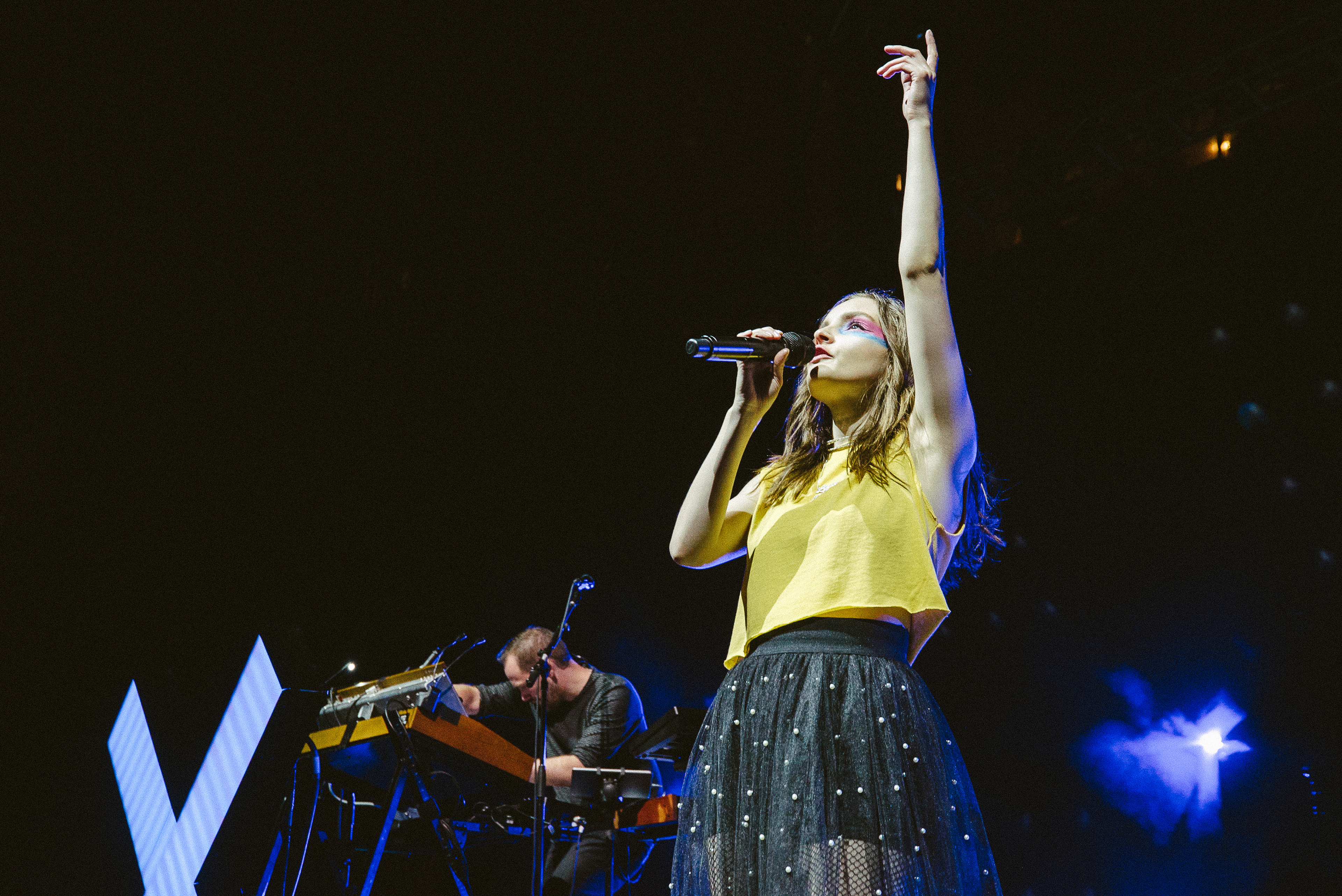 CHVRCHES @ CalCoastCU Open Air Theater - San Diego, CA (2018)