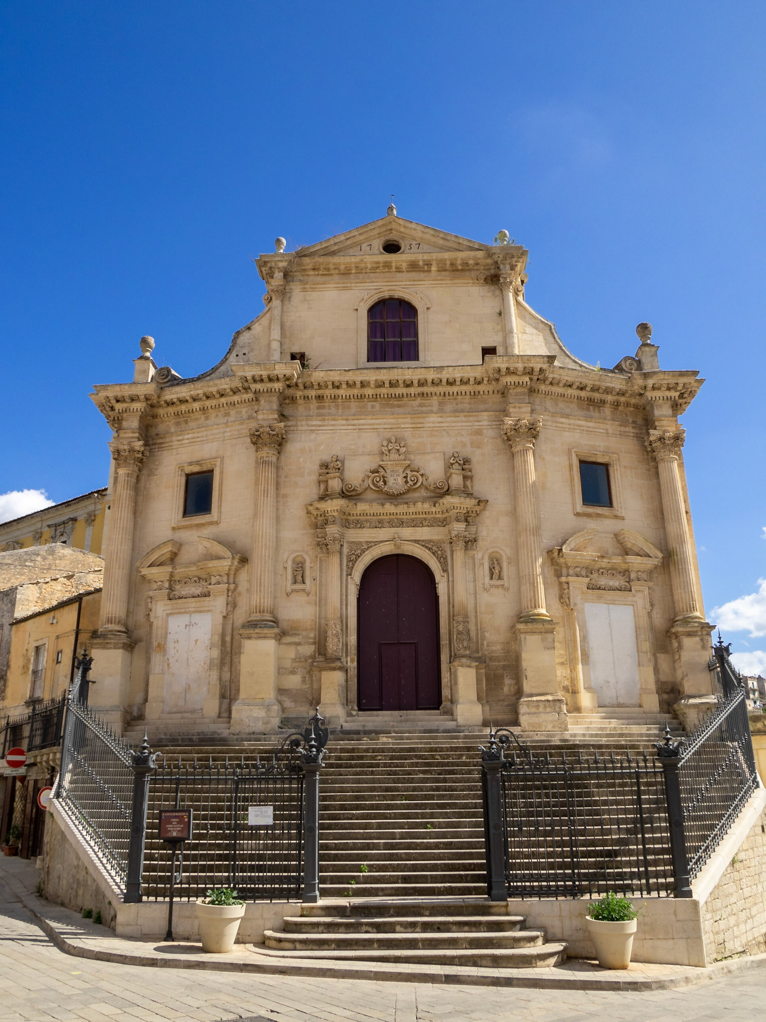 Facade of the Chiesa delle Santissime Anime del Purgatorio, Ragusa Ibla