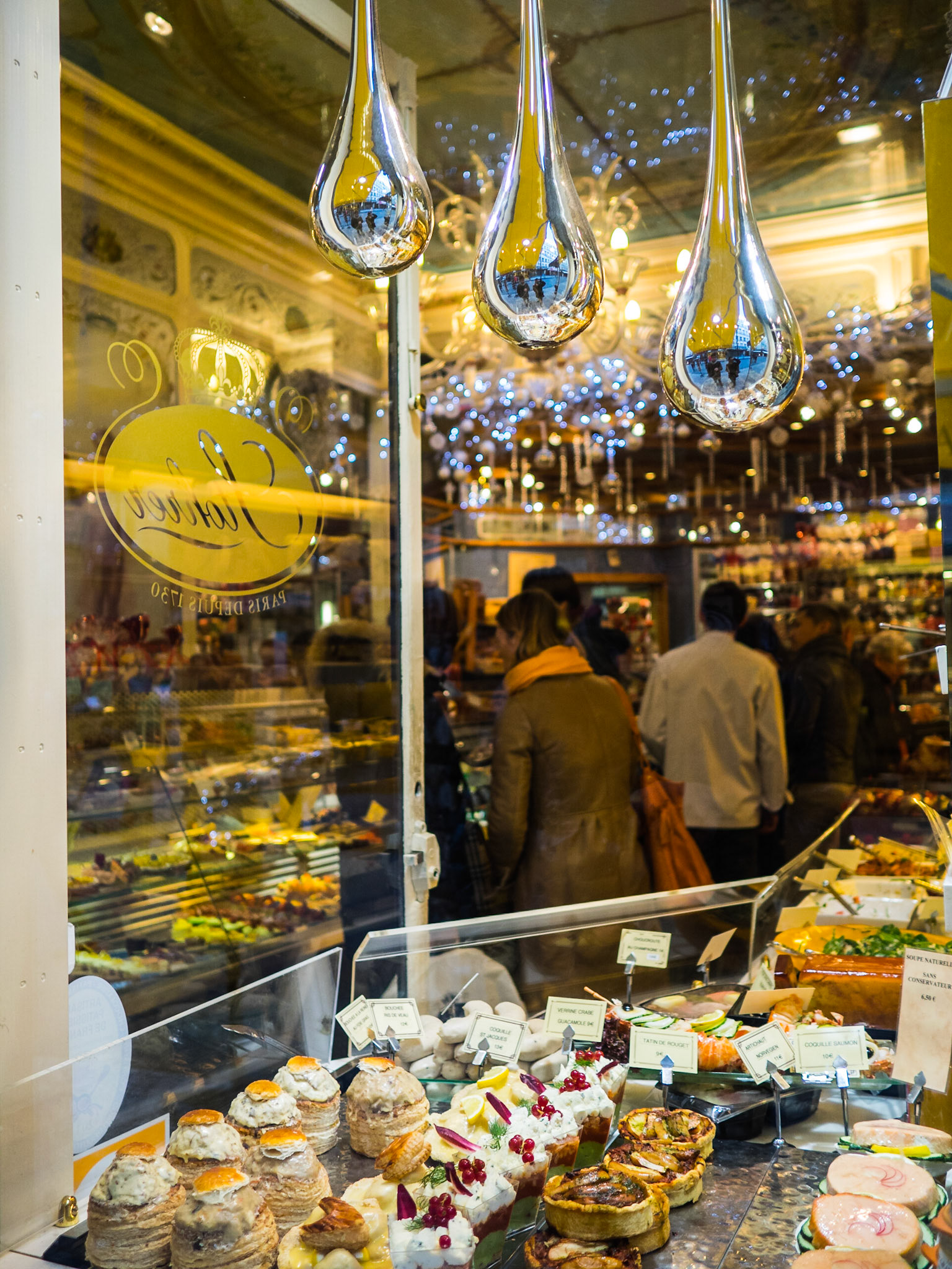 Shop window of a Parisian cake shop